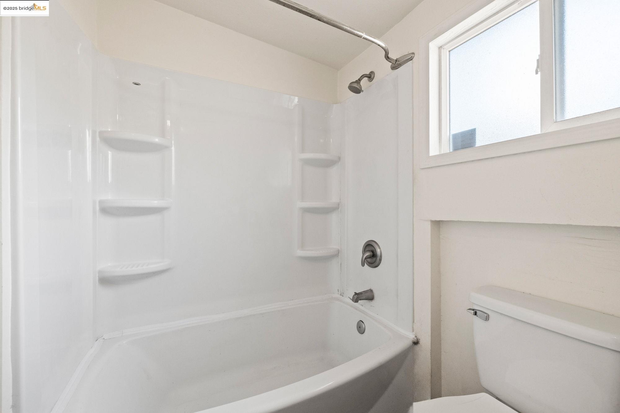 18135 6th Avenue, Jamestown, California 95327, 2 Bedrooms Bedrooms, 3 Rooms Rooms,1 BathroomBathrooms,Residential,For Sale,18135 6th Avenue,41098009