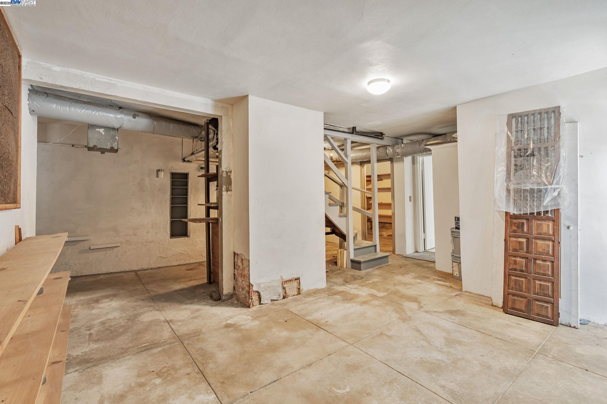 Detail Gallery Image 44 of 53 For 659 Kenwyn Rd, Oakland,  CA 94610 - 4 Beds | 3/1 Baths