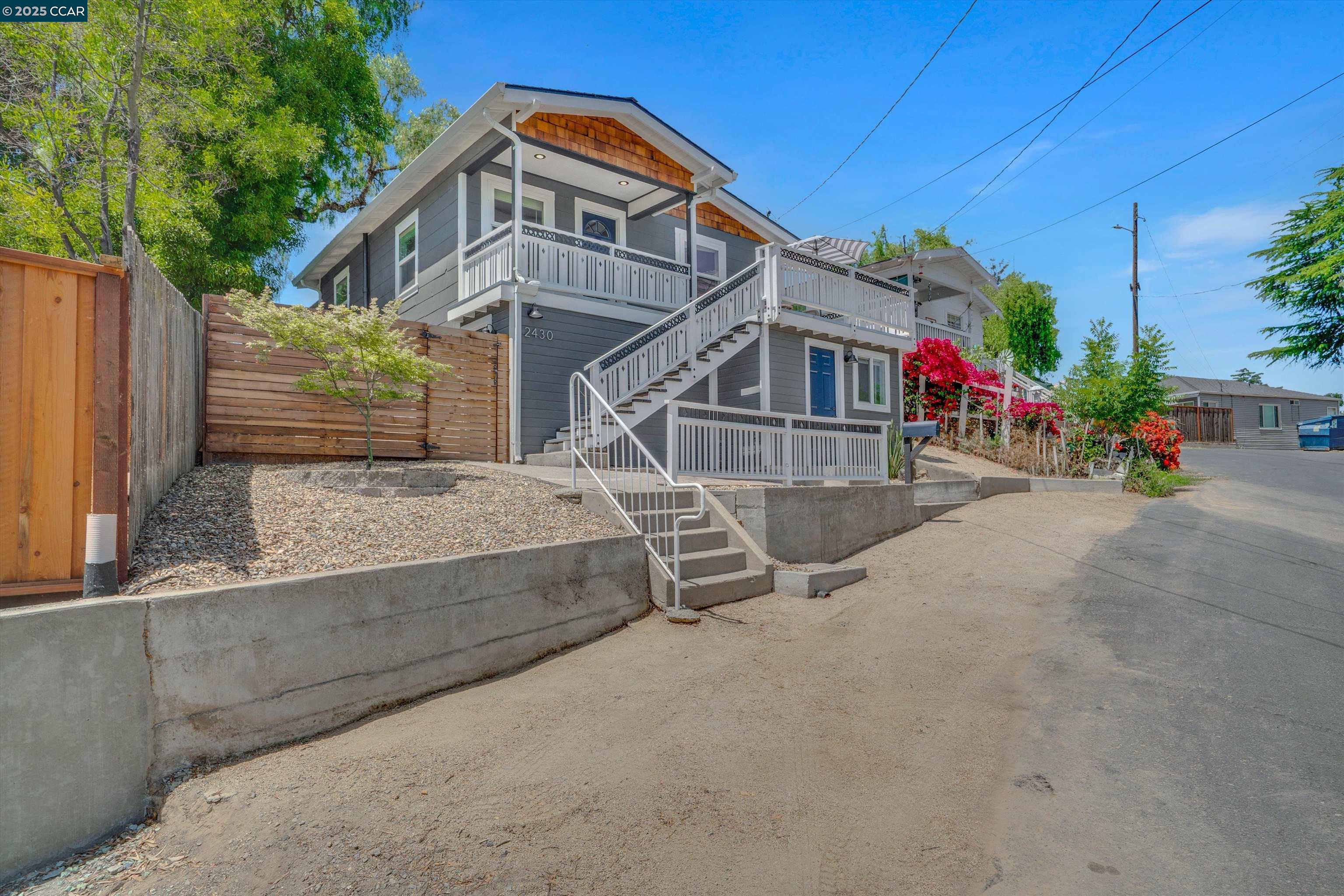 Detail Gallery Image 27 of 31 For 2430 Orchard Ln, Martinez,  CA 94553 - 2 Beds | 1 Baths