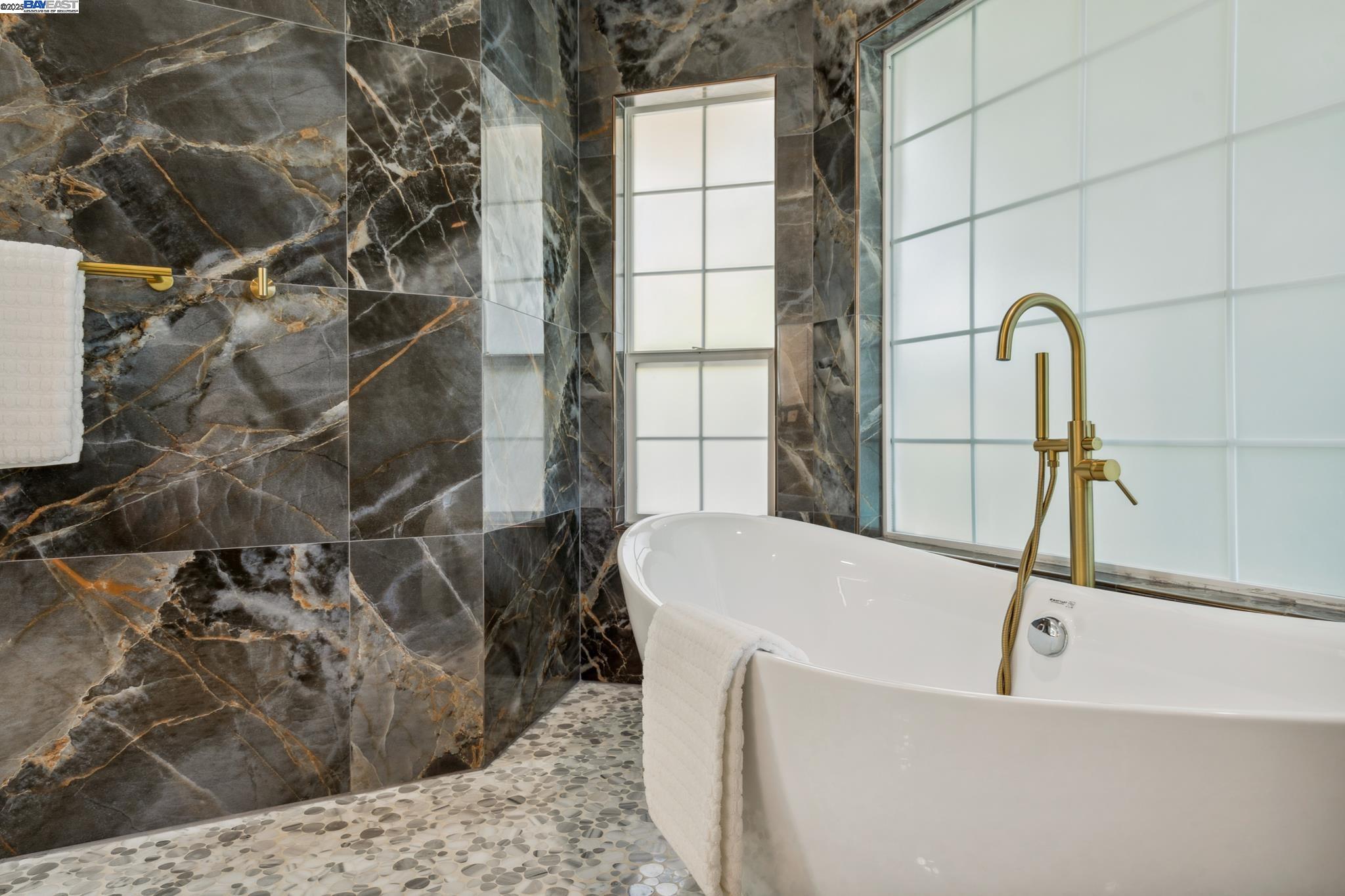 Detail Gallery Image 45 of 60 For 418 Golf Ct, Walnut Creek,  CA 94598 - 4 Beds | 3 Baths
