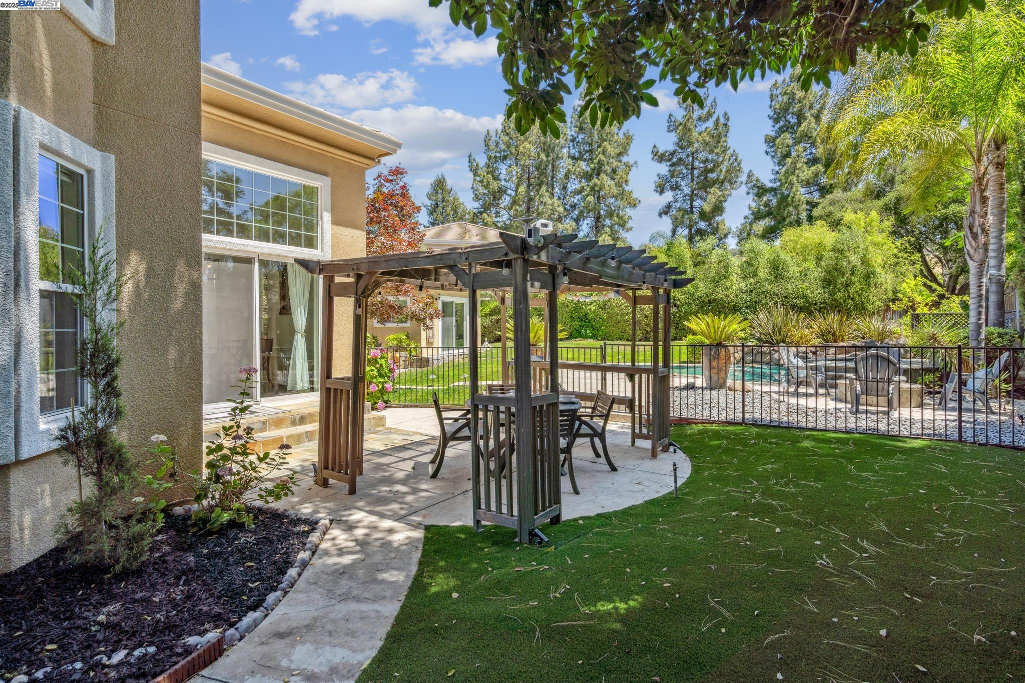 Detail Gallery Image 53 of 60 For 418 Golf Ct, Walnut Creek,  CA 94598 - 4 Beds | 3 Baths