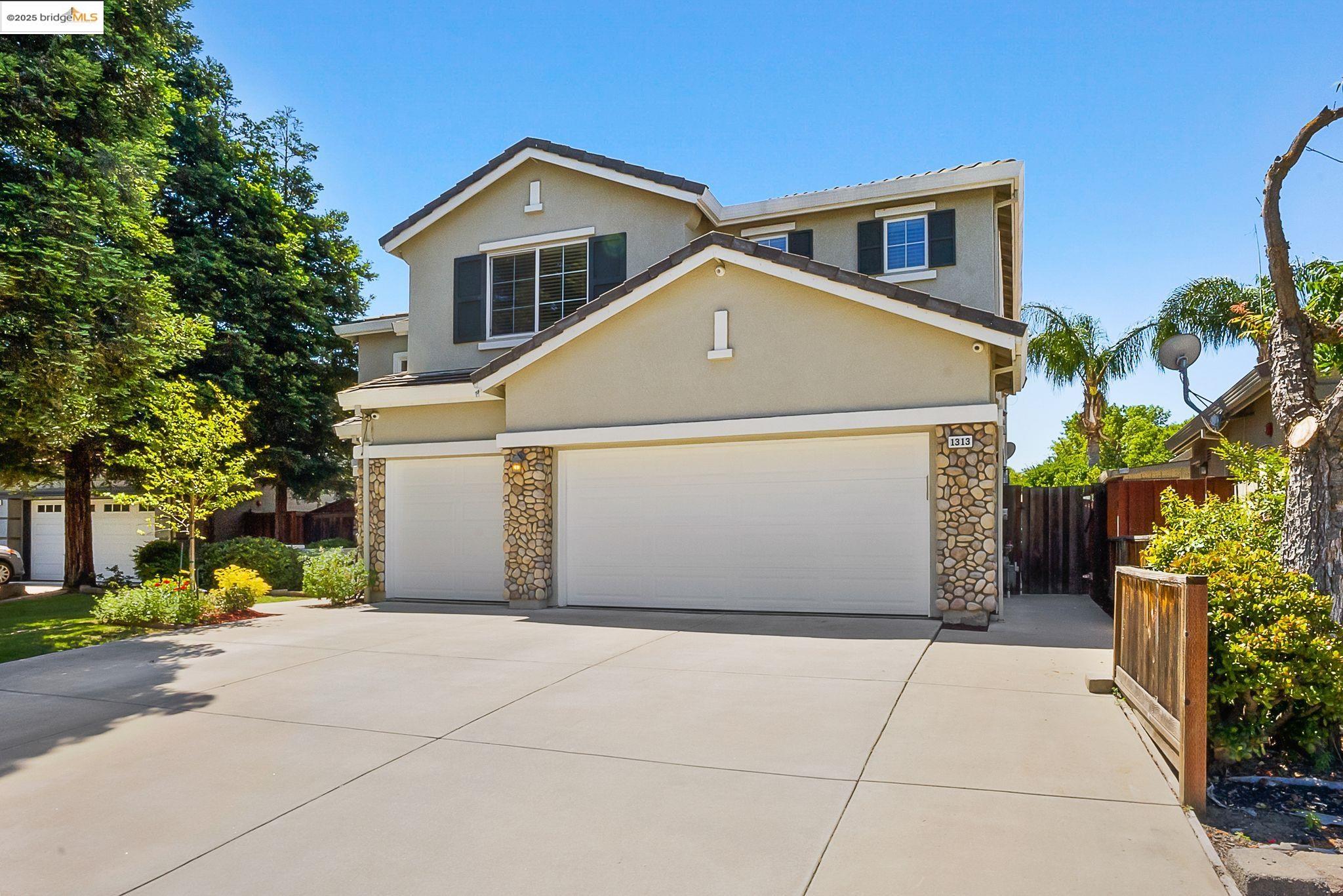Detail Gallery Image 3 of 57 For 1313 Braemar Ct, Brentwood,  CA 94513 - 5 Beds | 3 Baths