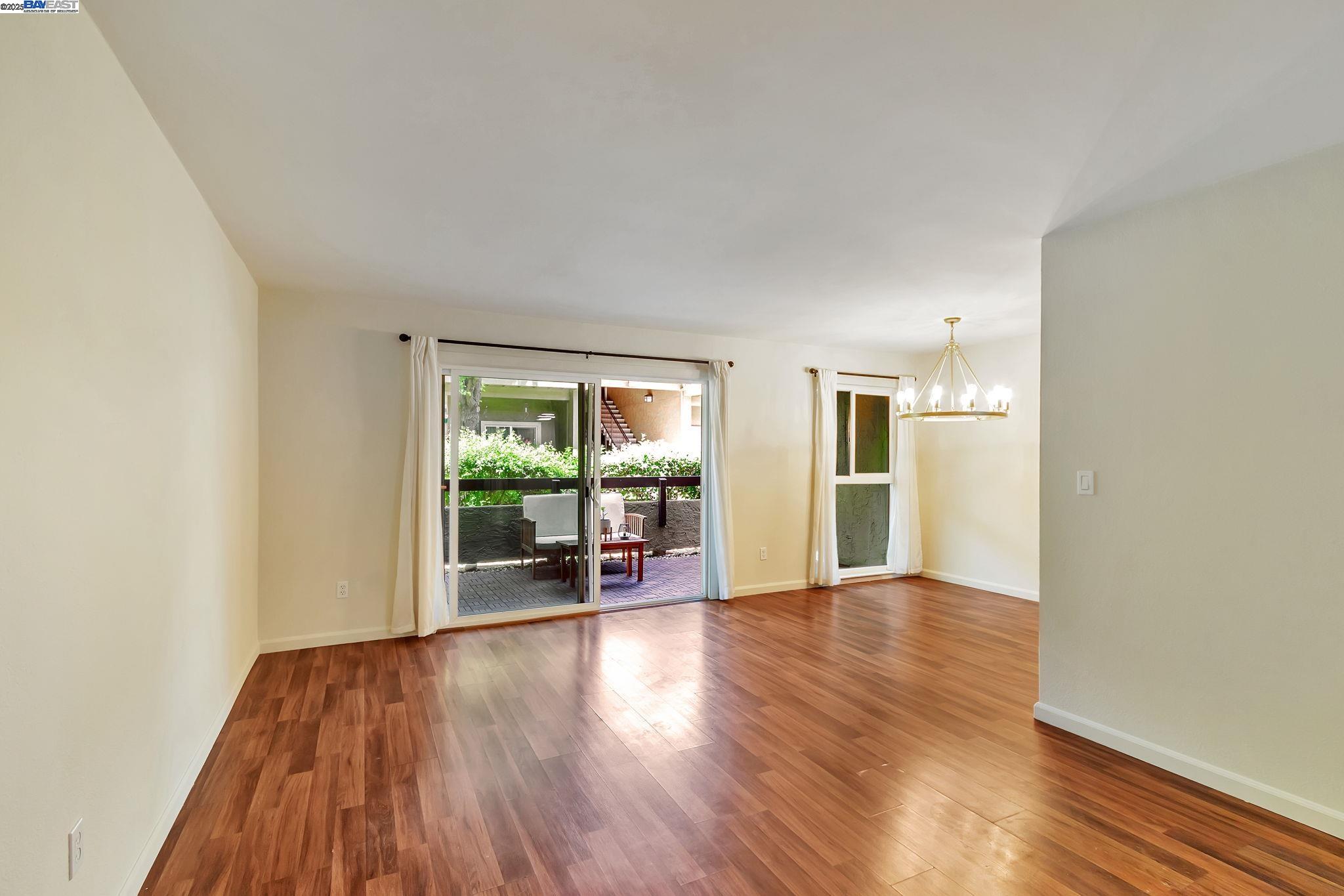 Detail Gallery Image 13 of 55 For 291 Tradewinds Dr #7,  San Jose,  CA 95123 - 2 Beds | 1 Baths