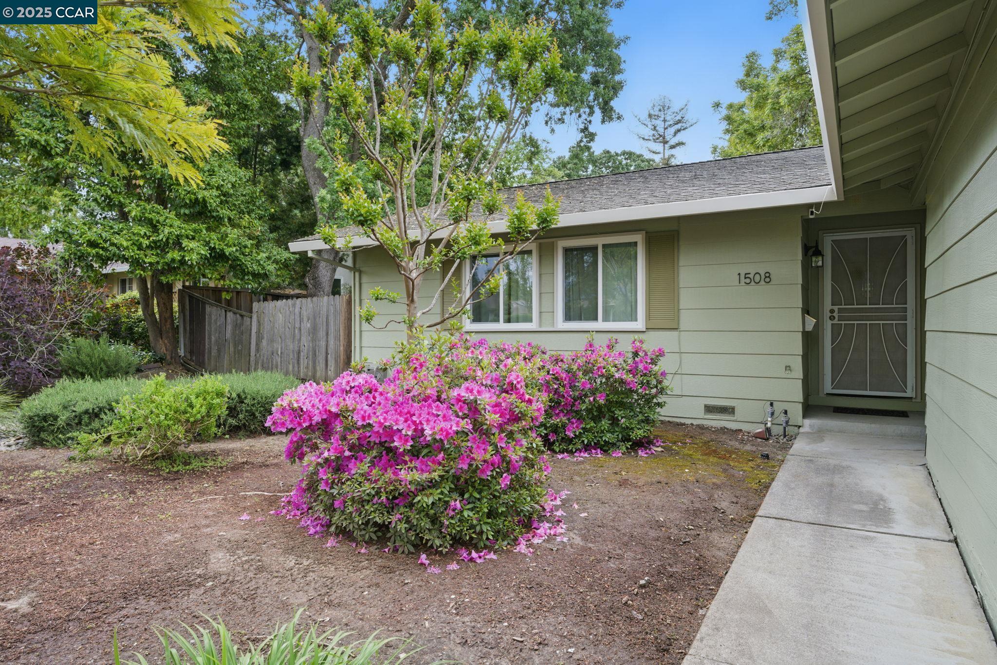 Detail Gallery Image 6 of 60 For 1508 Criquet Ct, Concord,  CA 94518 - 3 Beds | 2 Baths