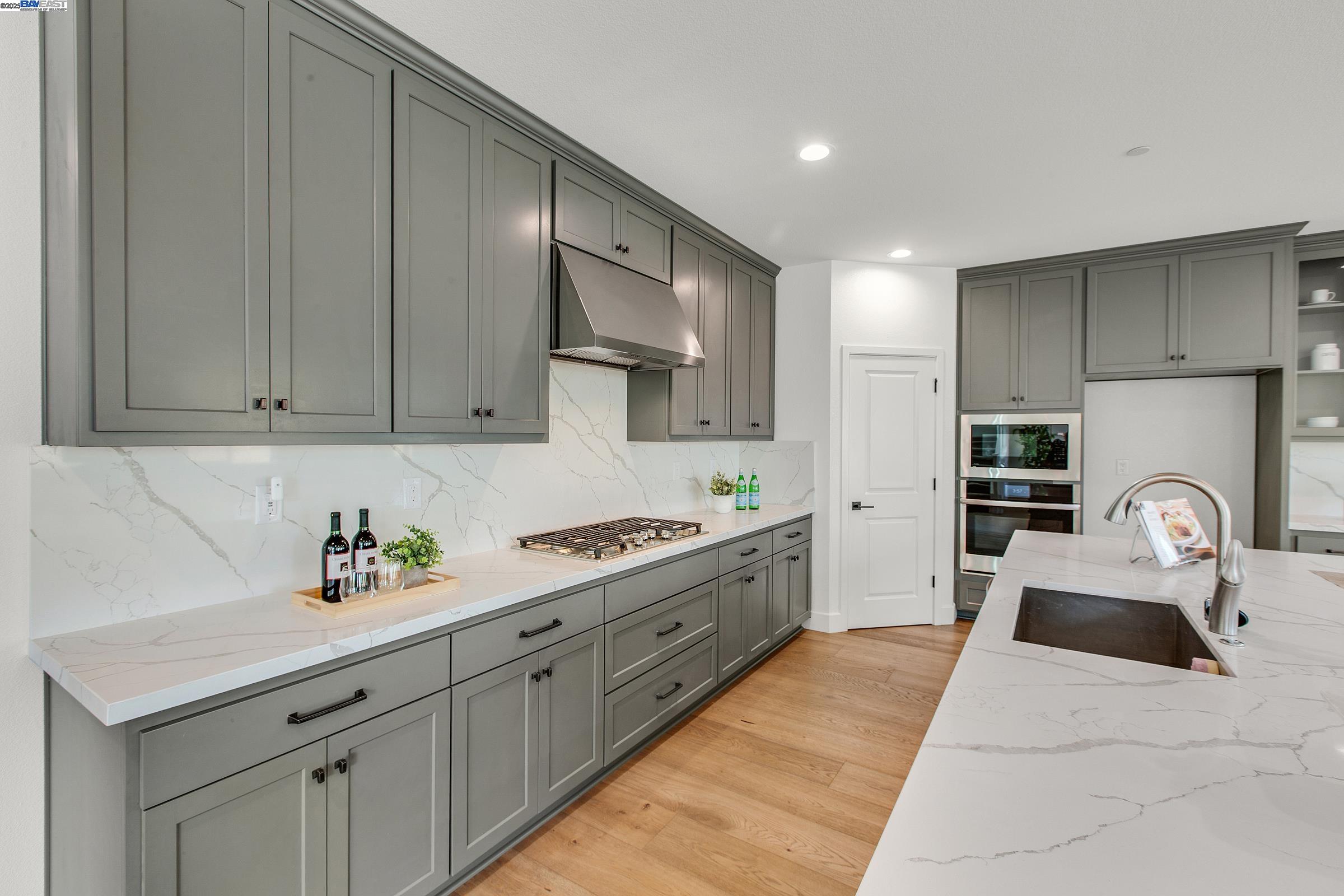 Detail Gallery Image 16 of 60 For 2222 Davie Pl, Tracy,  CA 95377 - 4 Beds | 3/1 Baths