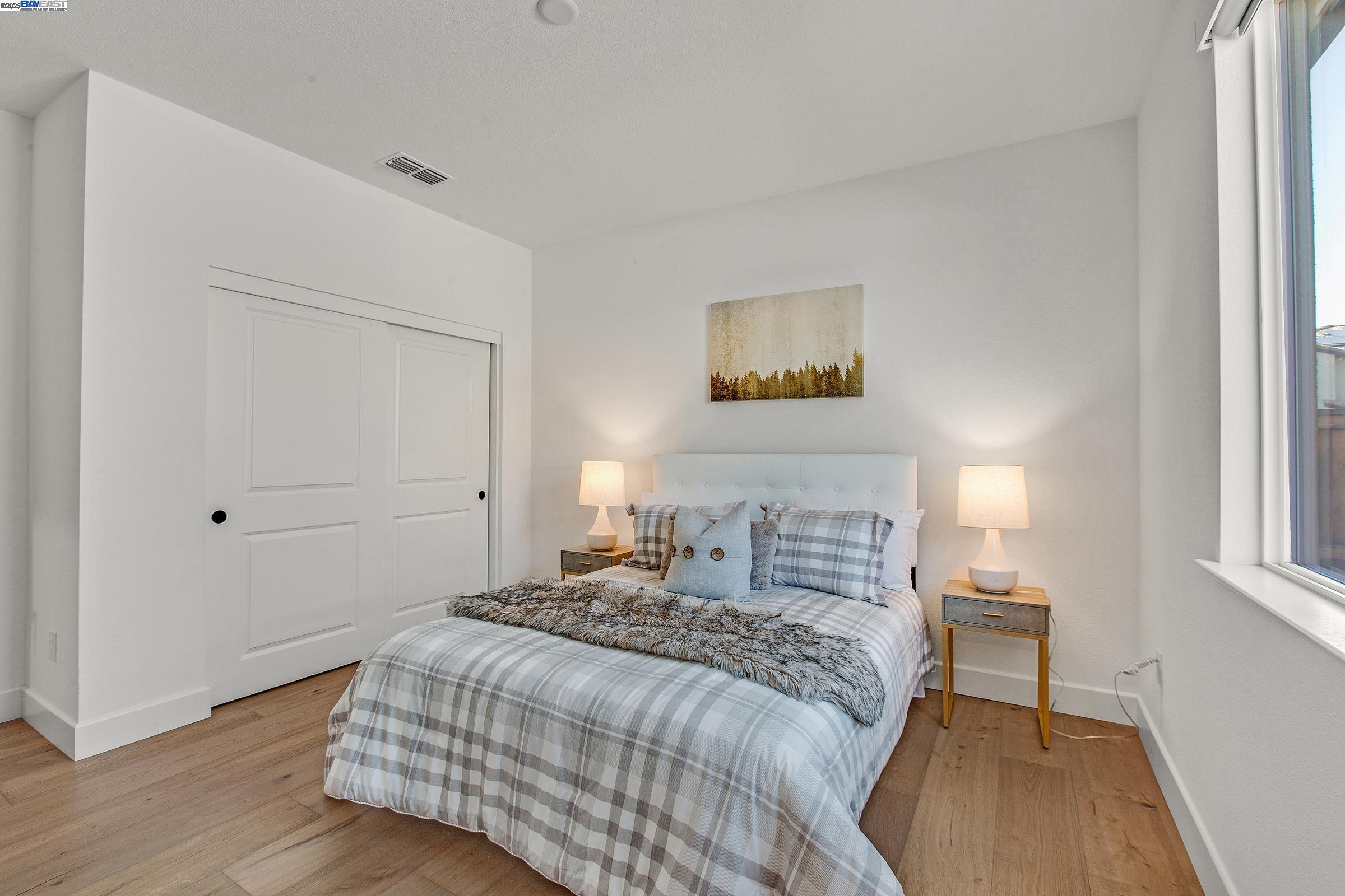 Detail Gallery Image 5 of 60 For 2222 Davie Pl, Tracy,  CA 95377 - 4 Beds | 3/1 Baths