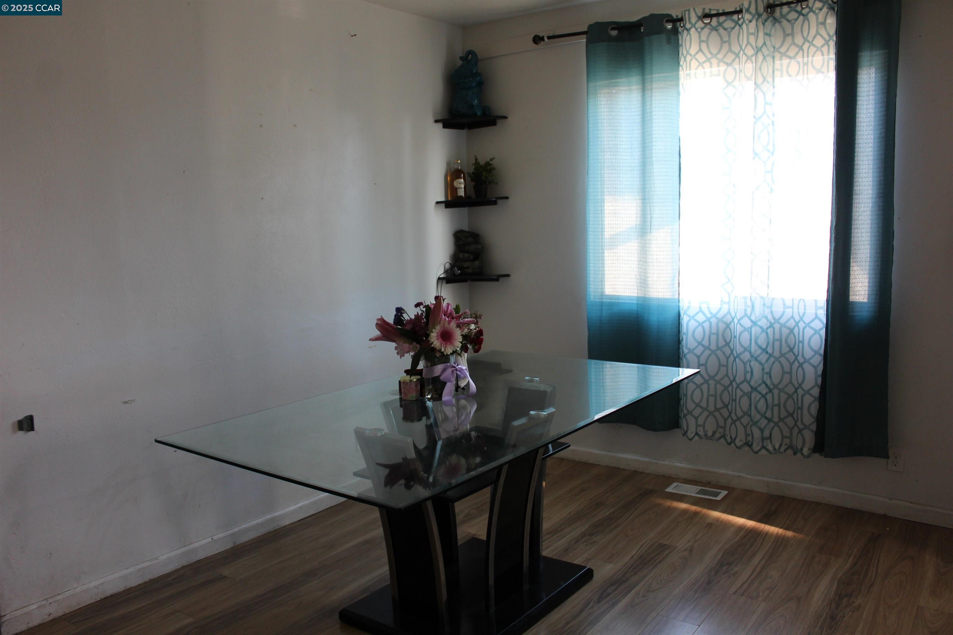 Detail Gallery Image 15 of 53 For 540 3rd St, Richmond,  CA 94801-2608 - 3 Beds | 2 Baths