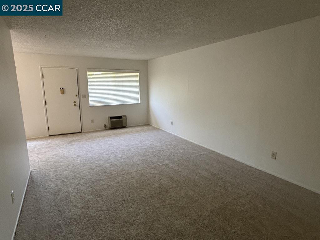 Photo #2: 41098025 Listing 
