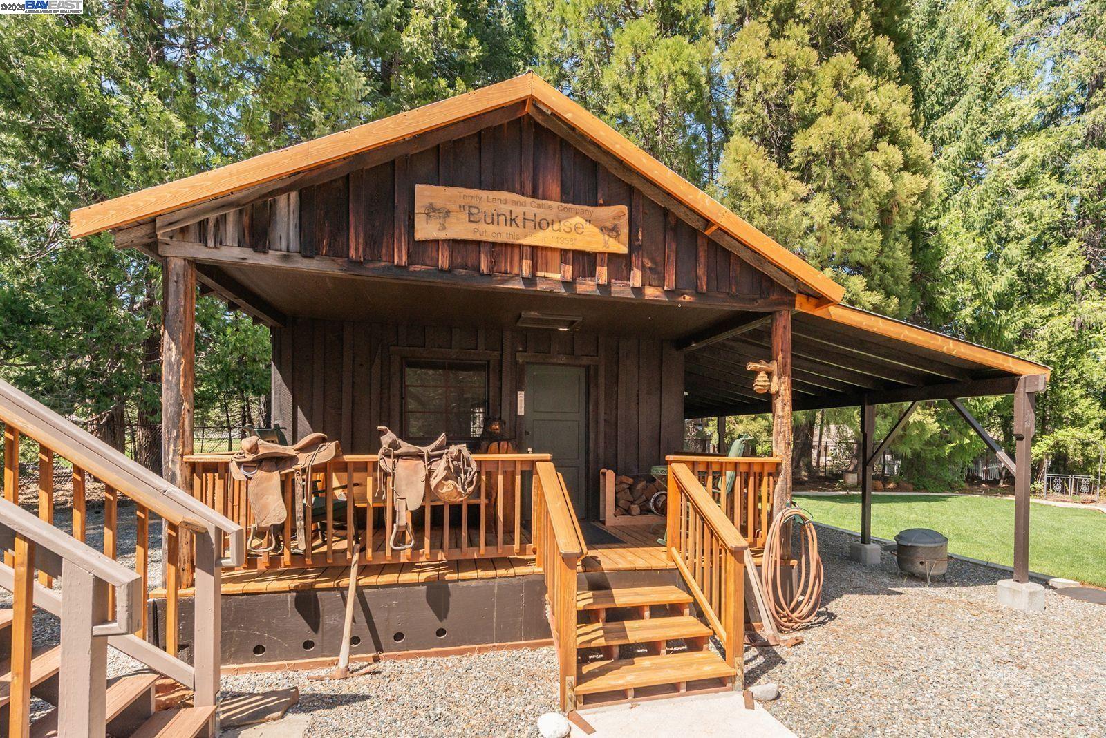 Detail Gallery Image 36 of 50 For 21 Cedar Rd, Trinity Center,  CA 96091 - 4 Beds | 3 Baths