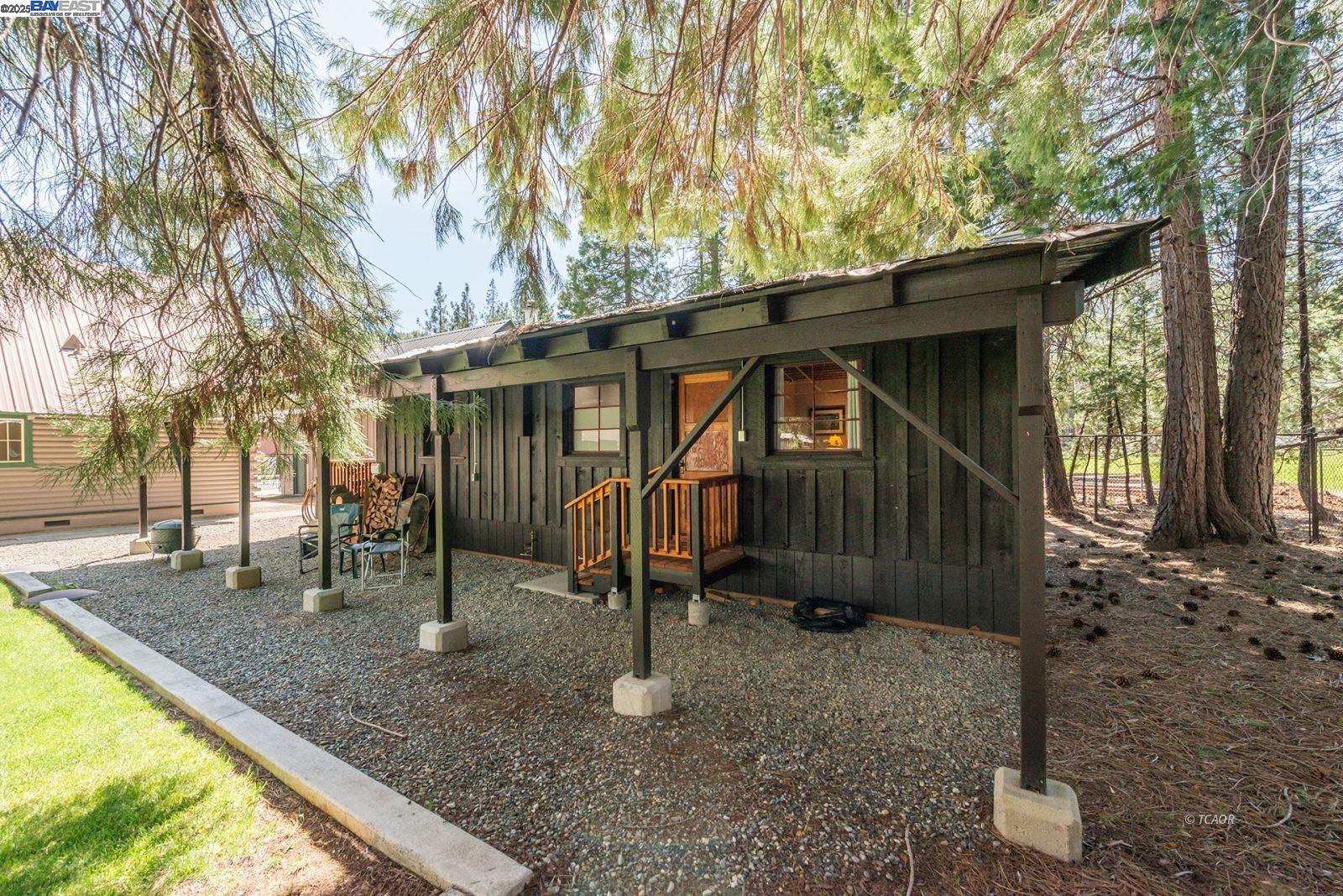 Detail Gallery Image 42 of 50 For 21 Cedar Rd, Trinity Center,  CA 96091 - 4 Beds | 3 Baths
