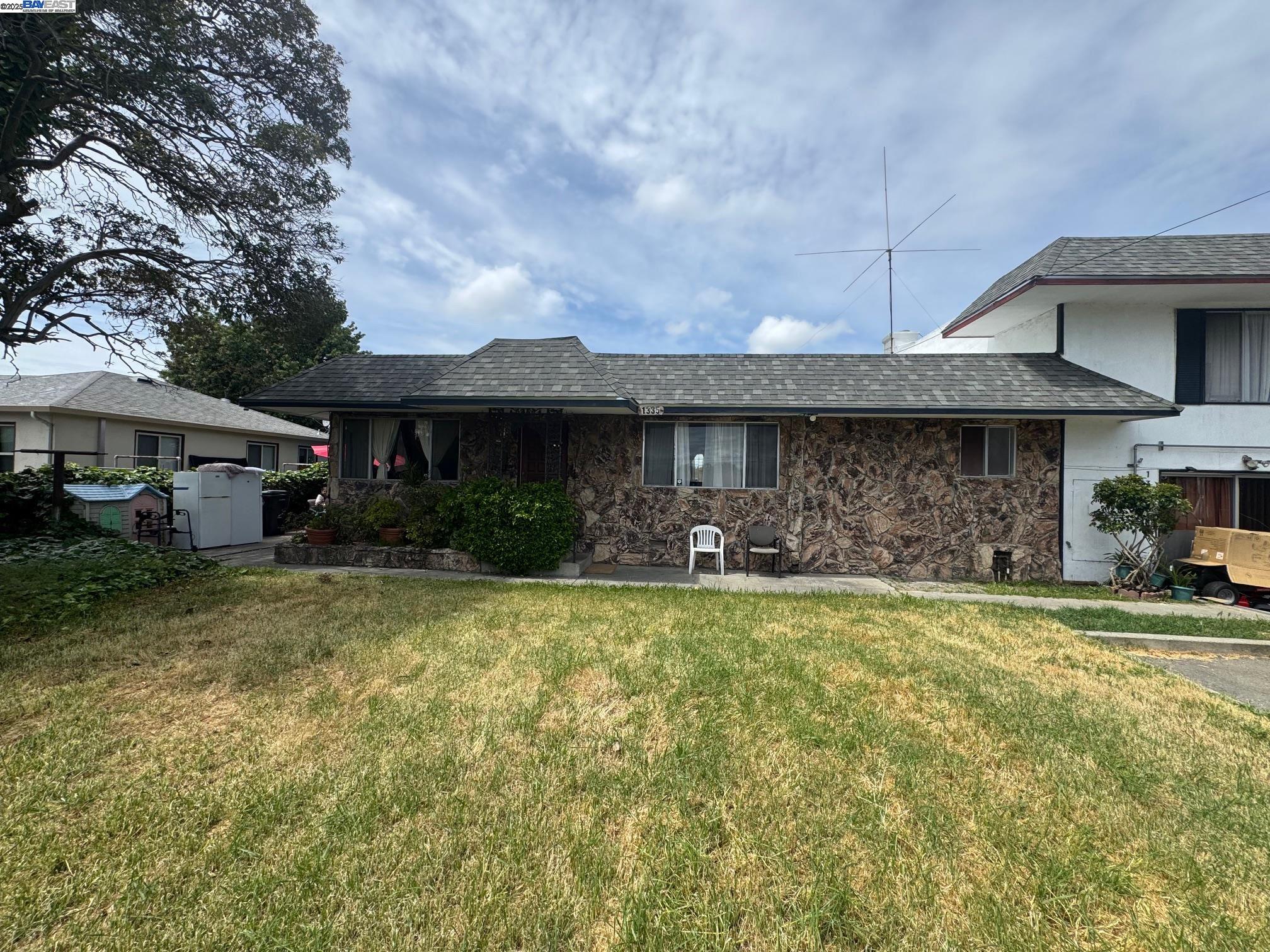 Detail Gallery Image 2 of 6 For 1335 147th Ave, San Leandro,  CA 94578 - – Beds | – Baths