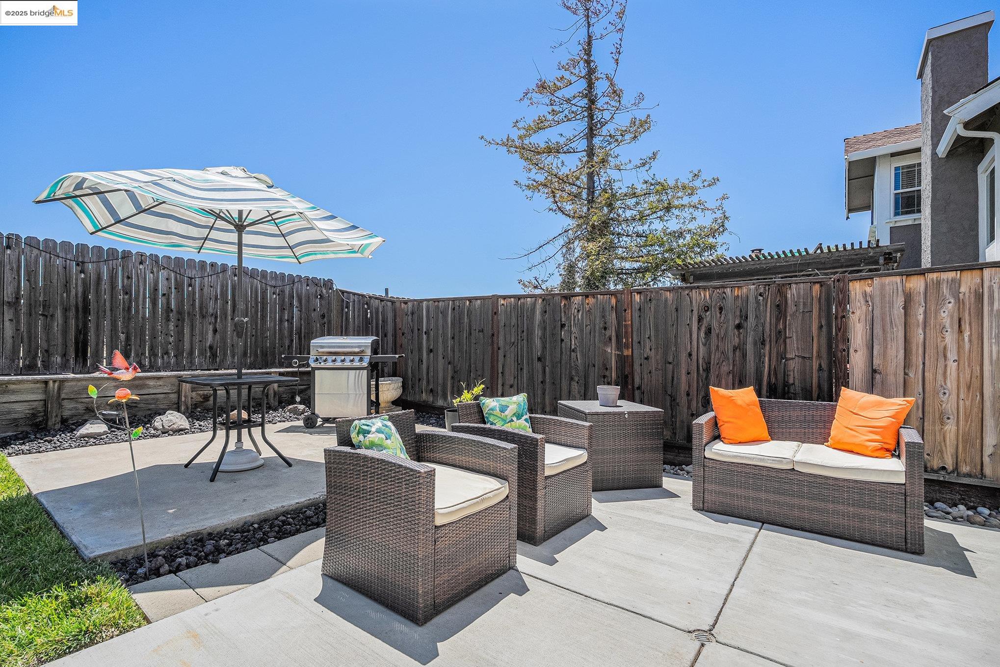 Detail Gallery Image 16 of 21 For 221 Almondtree Ln, Oakley,  CA 94561 - 2 Beds | 2/1 Baths