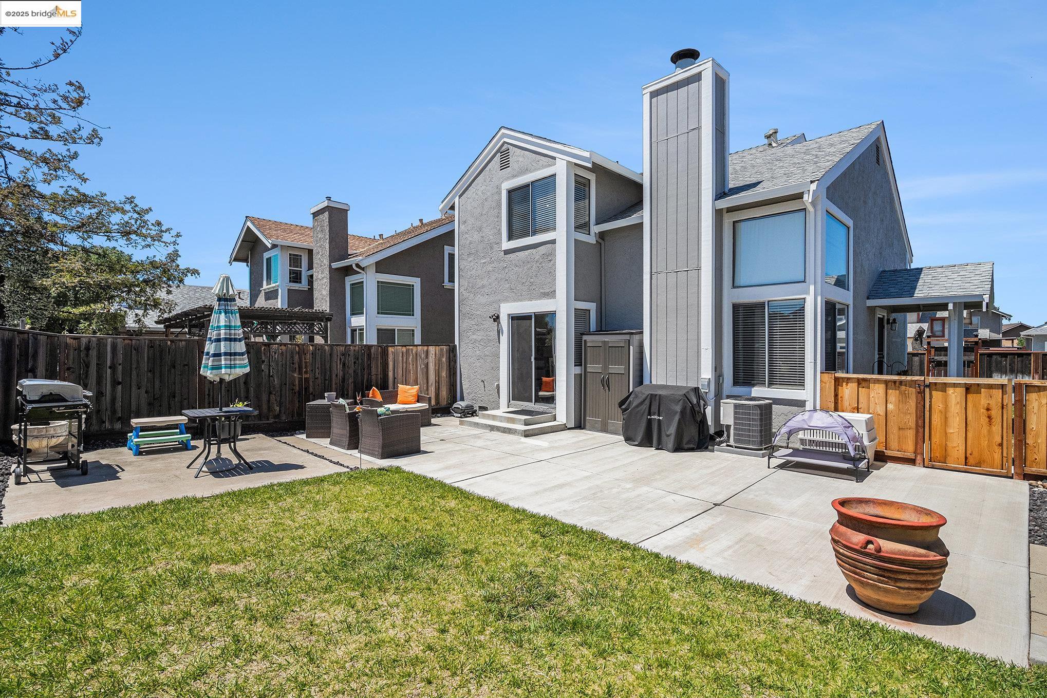 Detail Gallery Image 17 of 21 For 221 Almondtree Ln, Oakley,  CA 94561 - 2 Beds | 2/1 Baths