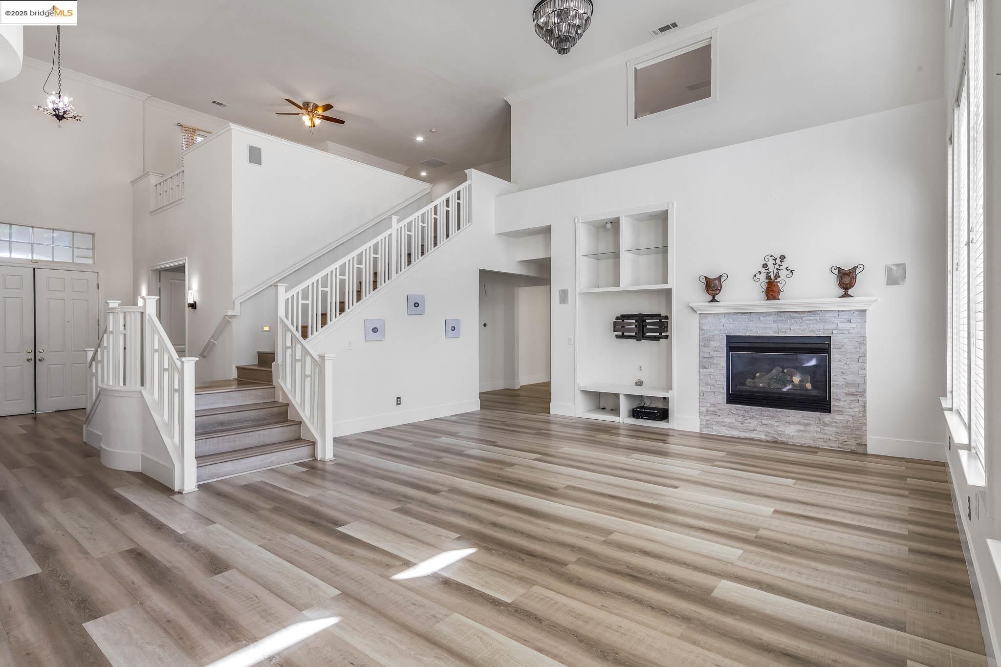 Detail Gallery Image 28 of 38 For 5003 Nortonville Ct, Antioch,  CA 94531 - 5 Beds | 4/1 Baths