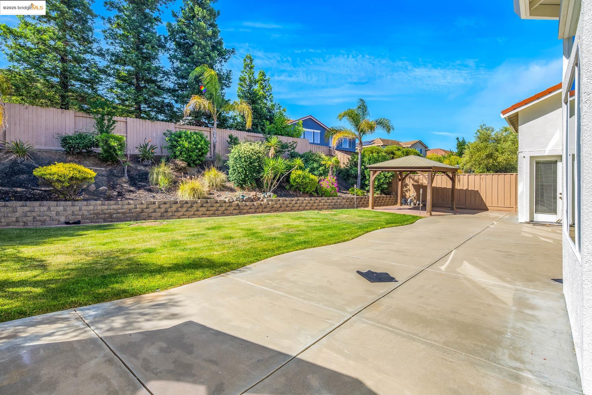 Detail Gallery Image 34 of 38 For 5003 Nortonville Ct, Antioch,  CA 94531 - 5 Beds | 4/1 Baths