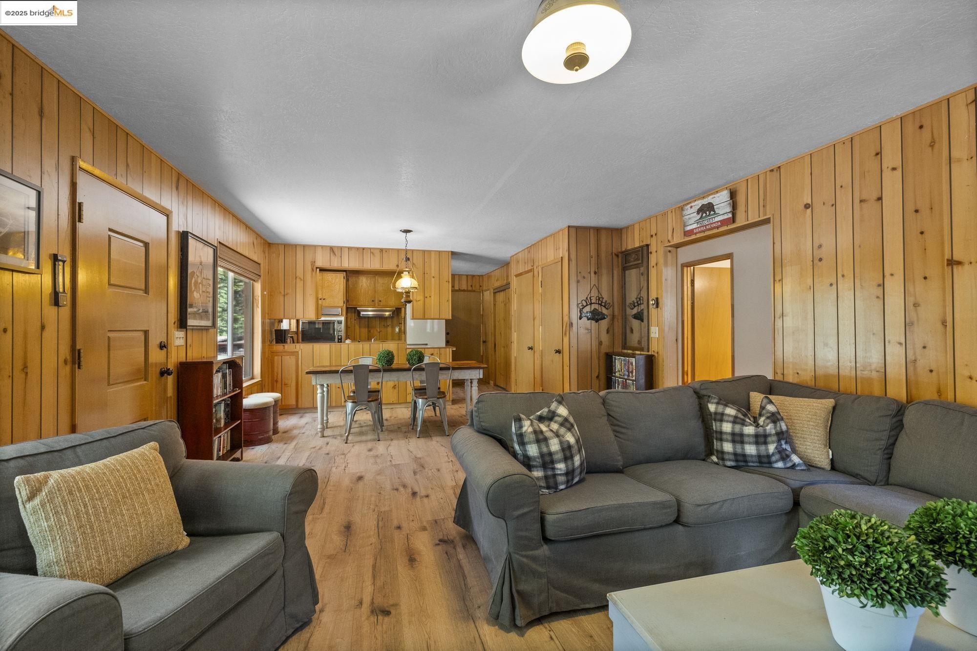 Detail Gallery Image 5 of 29 For 261 Dodge Ridge, Pinecrest,  CA 95364 - 2 Beds | 1/1 Baths