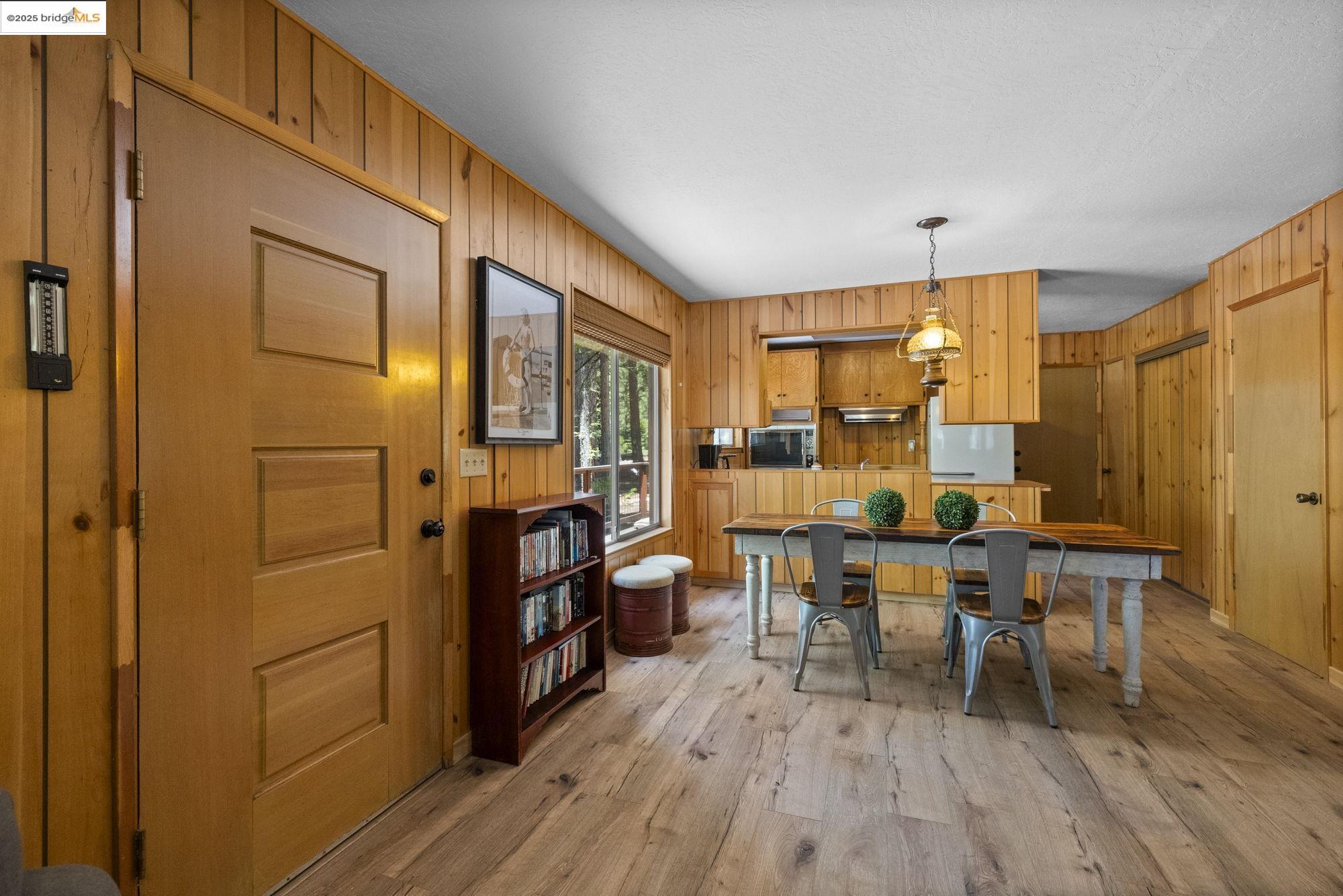 Detail Gallery Image 6 of 29 For 261 Dodge Ridge, Pinecrest,  CA 95364 - 2 Beds | 1/1 Baths