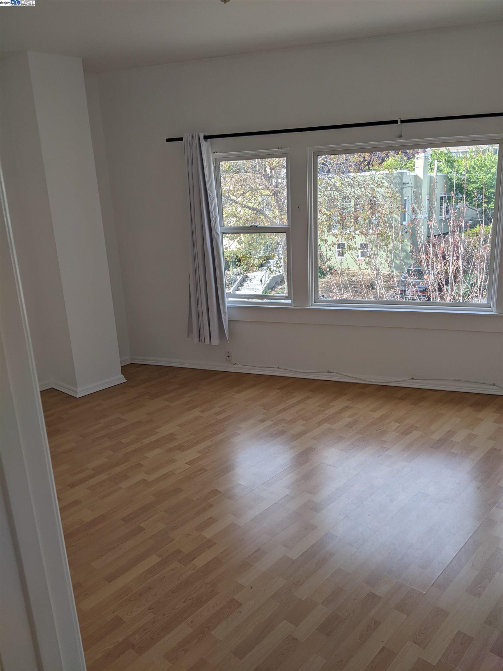 Detail Gallery Image 22 of 40 For 2622 Kingsland Ave, Oakland,  CA 94619 - – Beds | – Baths