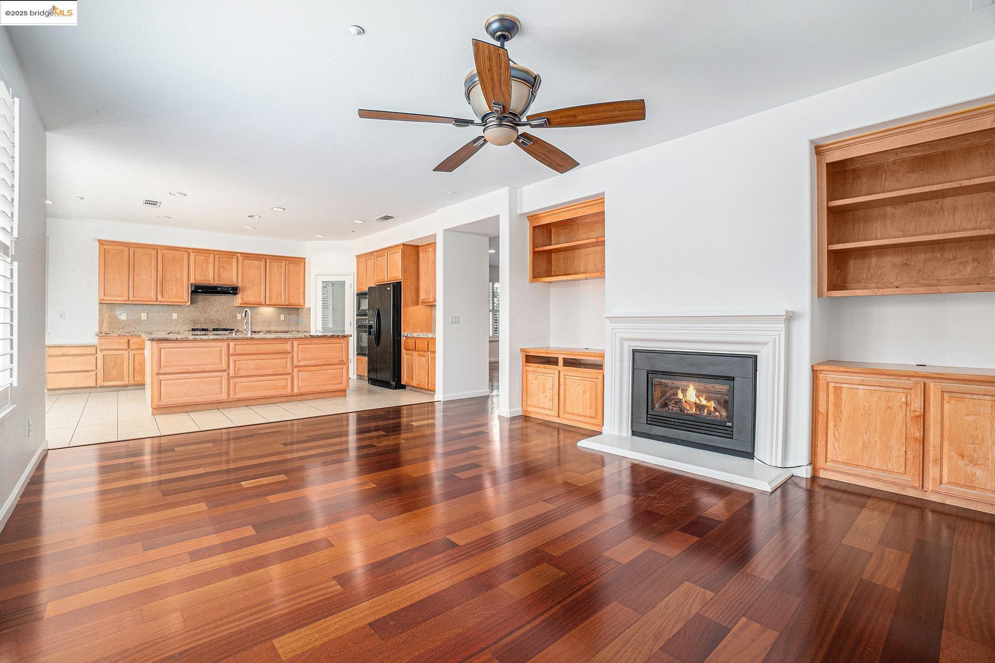 Detail Gallery Image 17 of 42 For 722 Bentley Ct, Brentwood,  CA 94513 - 5 Beds | 3 Baths