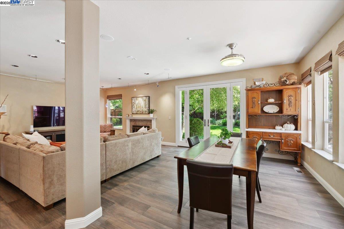 Detail Gallery Image 23 of 54 For 3761 Smallwood Court, Pleasanton,  CA 94566 - 5 Beds | 3/1 Baths
