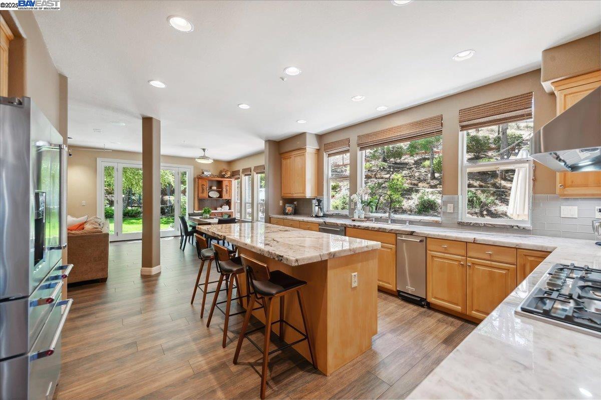 Detail Gallery Image 24 of 54 For 3761 Smallwood Court, Pleasanton,  CA 94566 - 5 Beds | 3/1 Baths