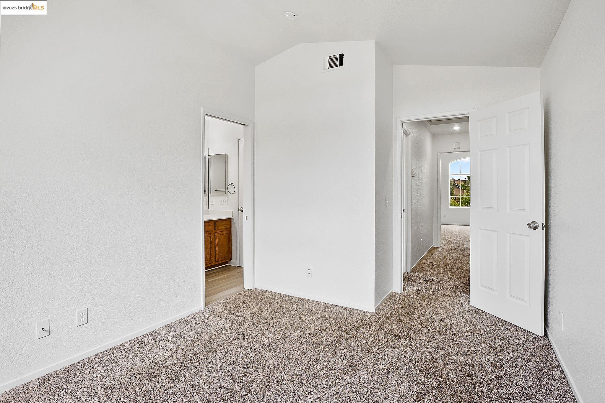 Detail Gallery Image 19 of 29 For 4019 Villa Gomez Ln, Stockton,  CA 95206 - 4 Beds | 3 Baths