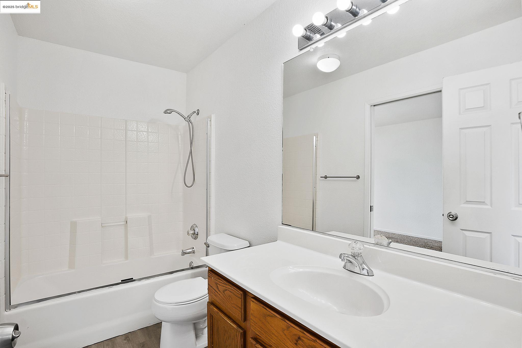 Detail Gallery Image 20 of 29 For 4019 Villa Gomez Ln, Stockton,  CA 95206 - 4 Beds | 3 Baths