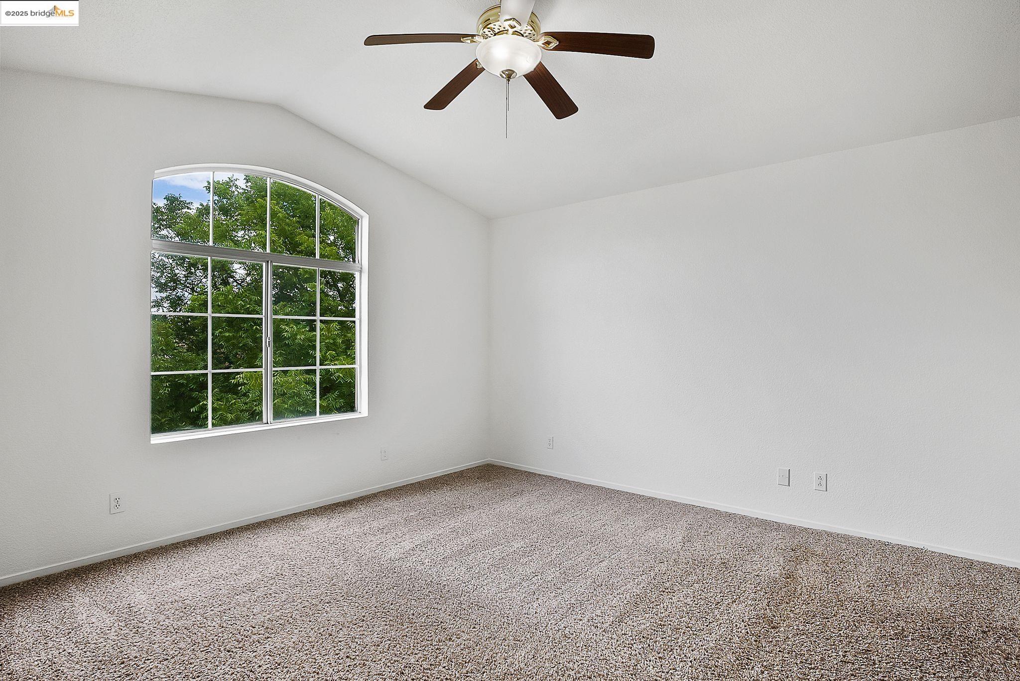 Detail Gallery Image 23 of 29 For 4019 Villa Gomez Ln, Stockton,  CA 95206 - 4 Beds | 3 Baths