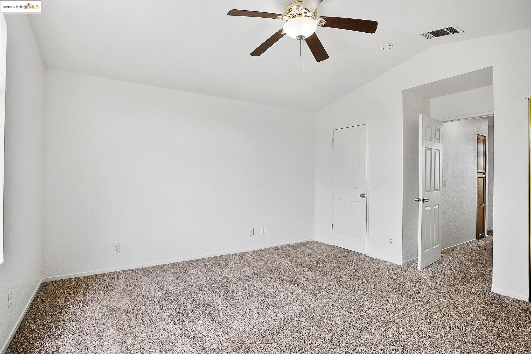 Detail Gallery Image 26 of 29 For 4019 Villa Gomez Ln, Stockton,  CA 95206 - 4 Beds | 3 Baths
