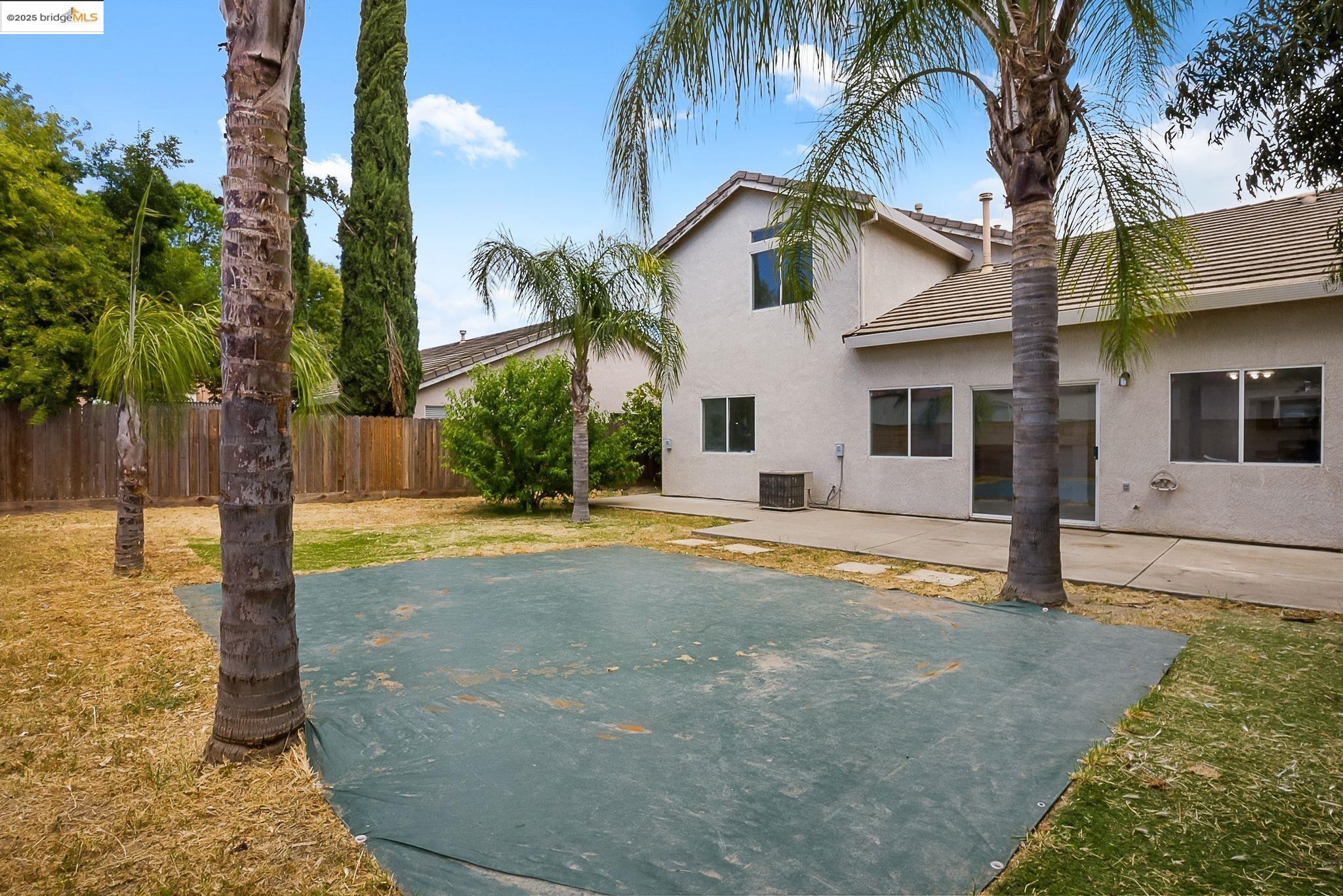 Detail Gallery Image 28 of 29 For 4019 Villa Gomez Ln, Stockton,  CA 95206 - 4 Beds | 3 Baths