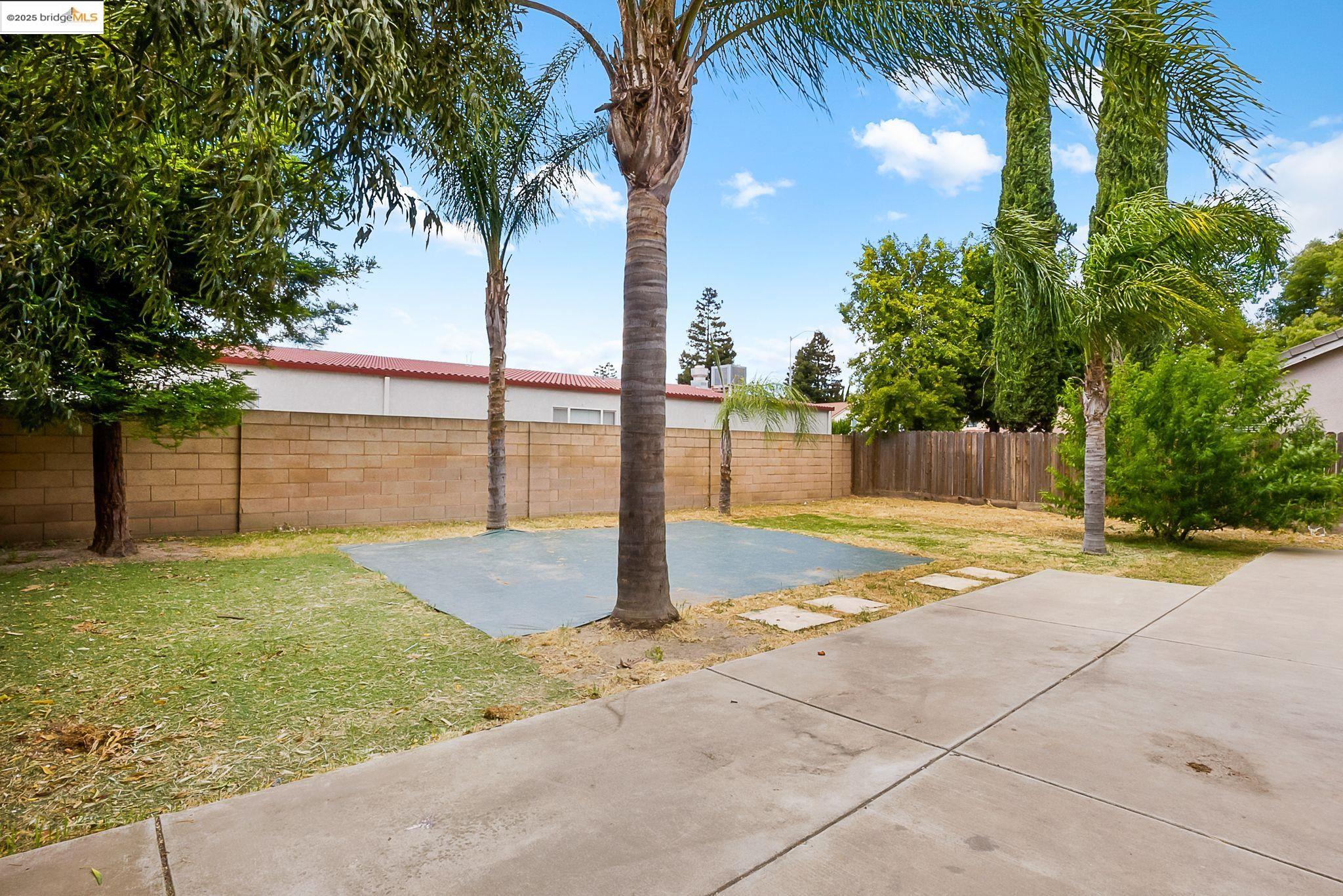 Detail Gallery Image 29 of 29 For 4019 Villa Gomez Ln, Stockton,  CA 95206 - 4 Beds | 3 Baths