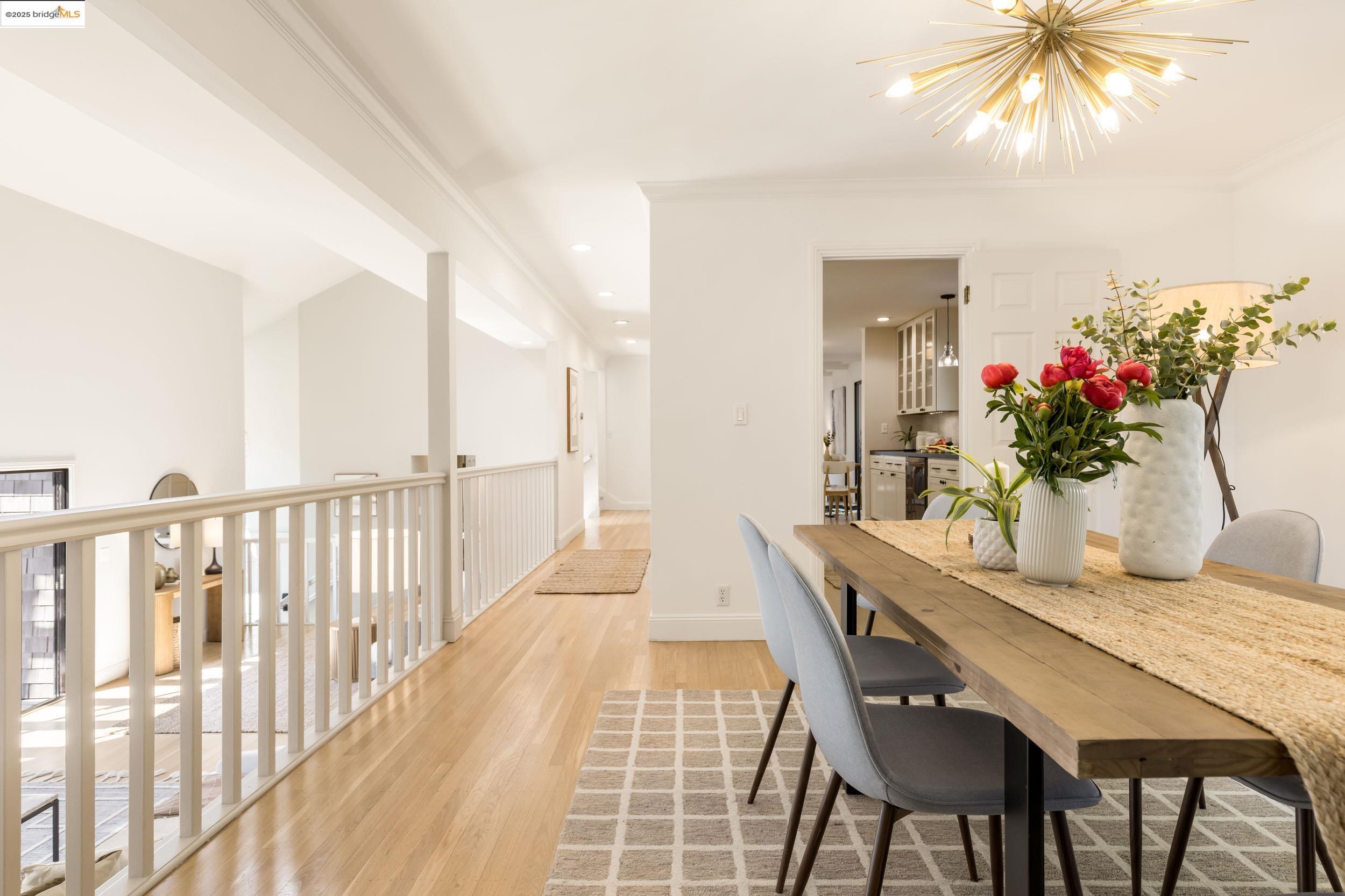 Detail Gallery Image 13 of 44 For 1721 Trestle Glen Rd, Oakland,  CA 94610 - 6 Beds | 4 Baths