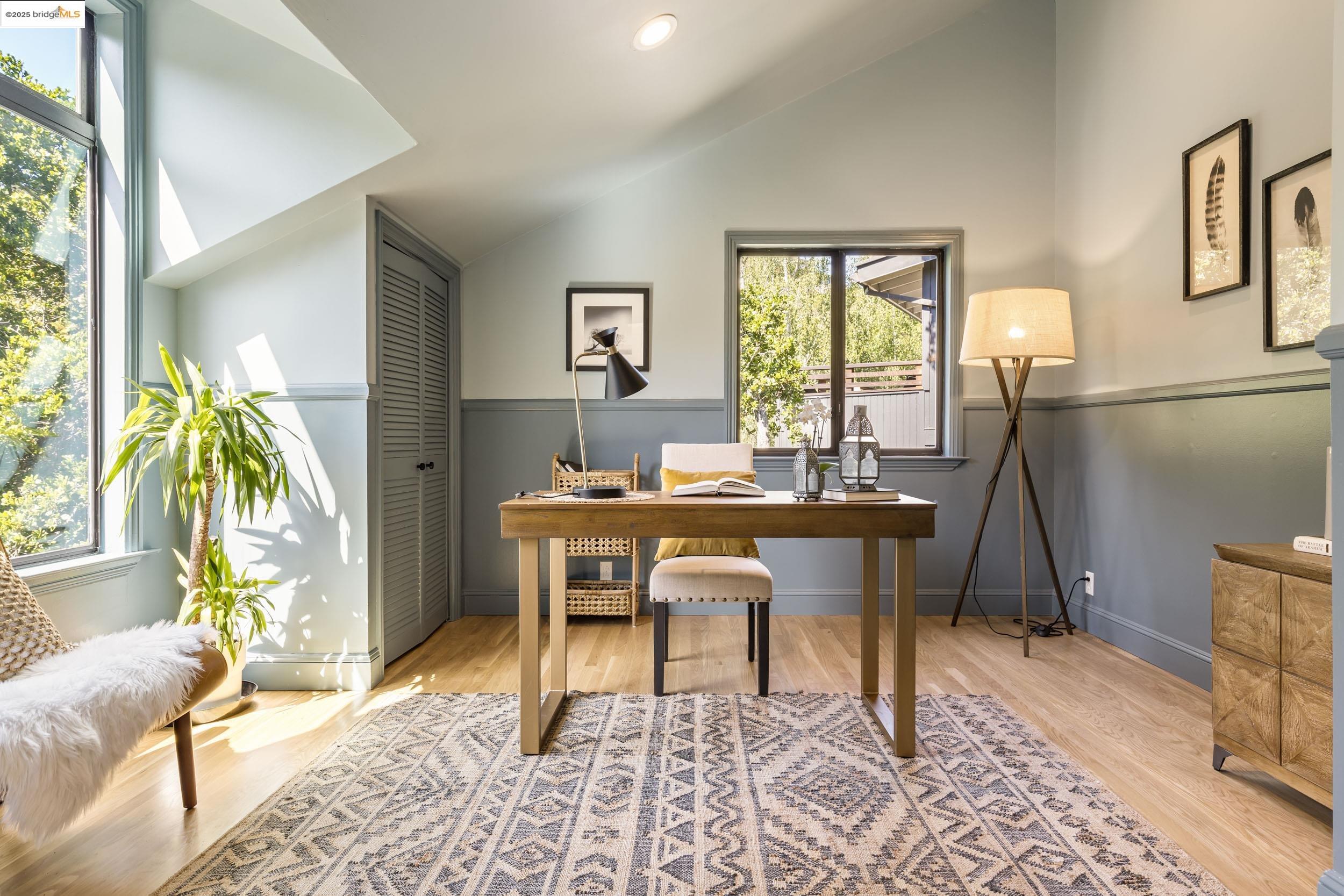 Detail Gallery Image 24 of 44 For 1721 Trestle Glen Rd, Oakland,  CA 94610 - 6 Beds | 4 Baths