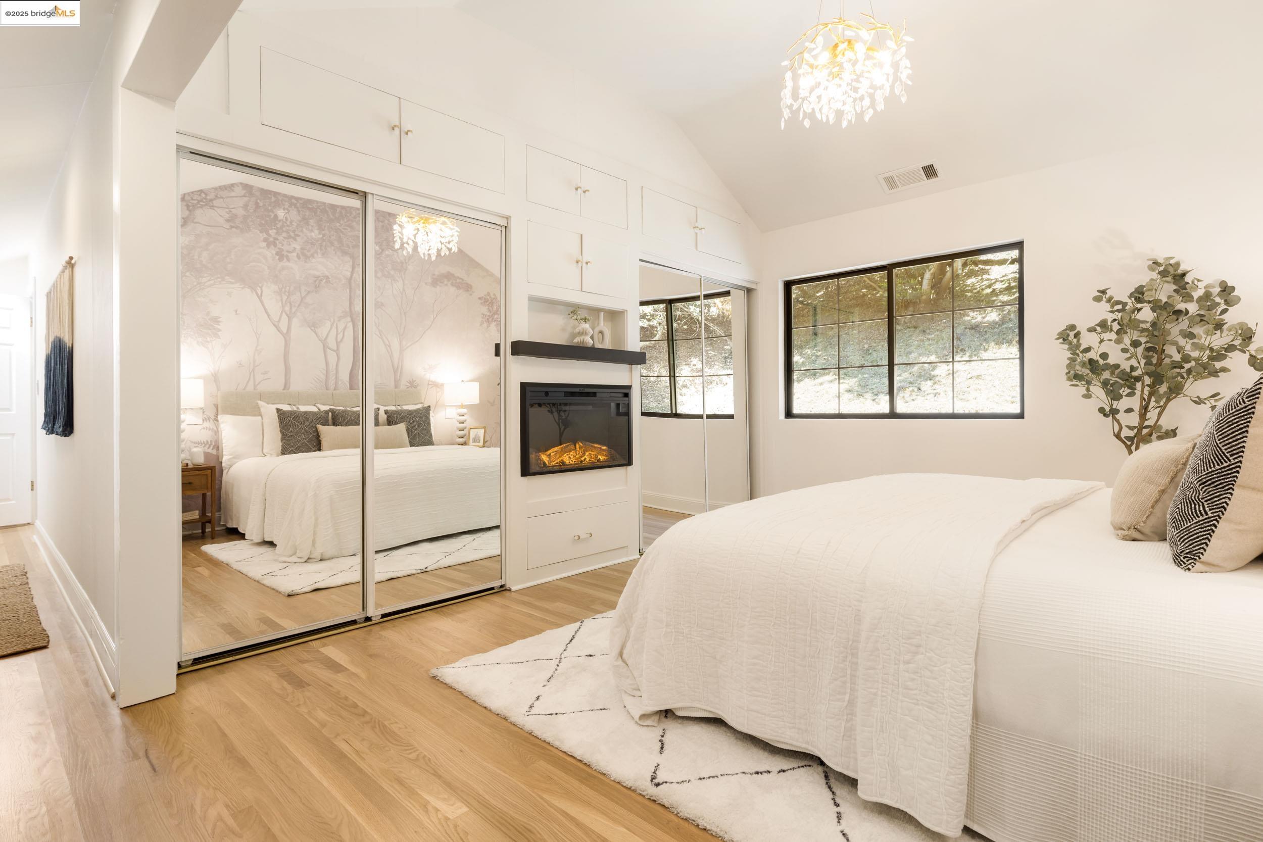 Detail Gallery Image 30 of 44 For 1721 Trestle Glen Rd, Oakland,  CA 94610 - 6 Beds | 4 Baths