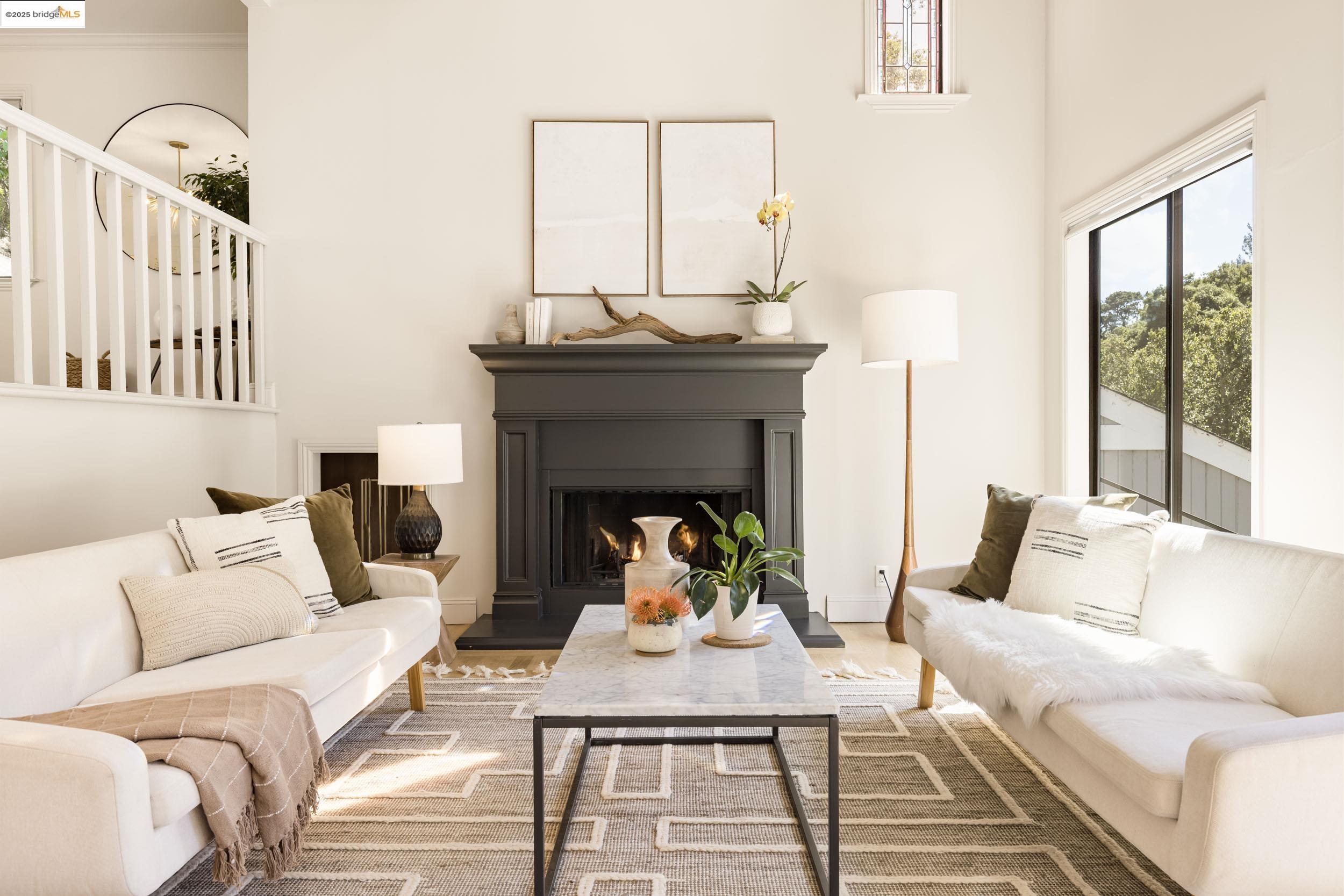 Detail Gallery Image 7 of 44 For 1721 Trestle Glen Rd, Oakland,  CA 94610 - 6 Beds | 4 Baths