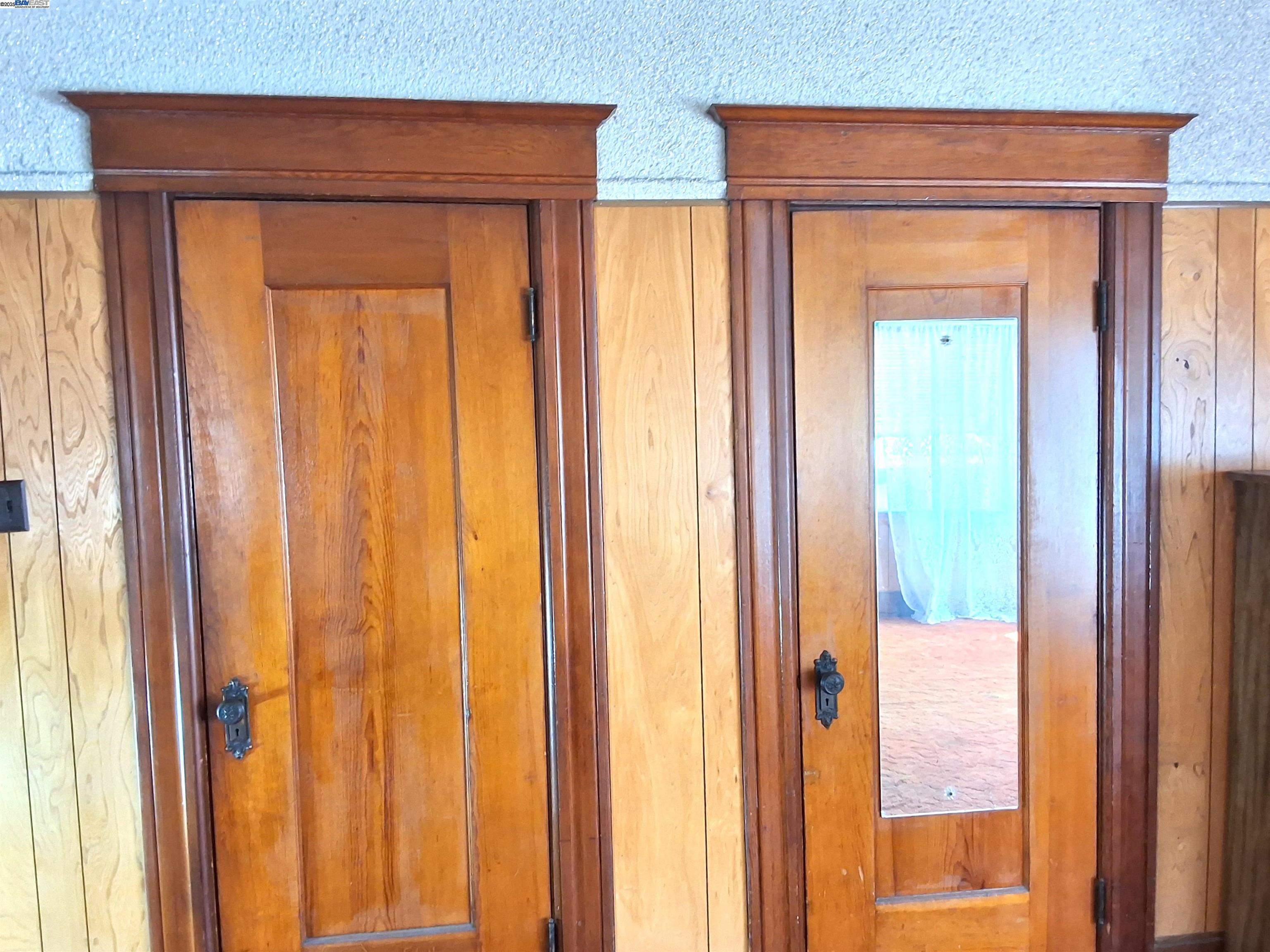 Detail Gallery Image 21 of 41 For 3020 E. 19th St, Oakland,  CA 94601 - 6 Beds | 4 Baths