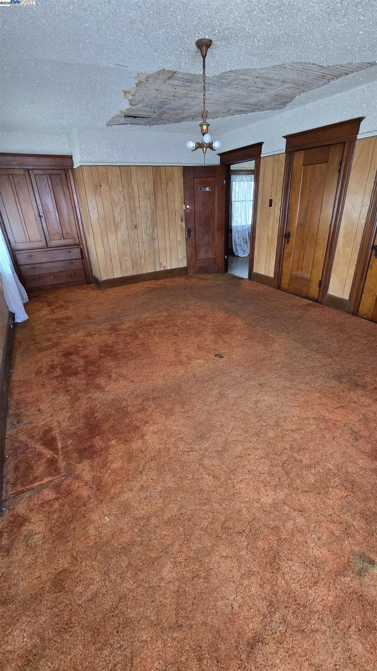 Detail Gallery Image 22 of 41 For 3020 E. 19th St, Oakland,  CA 94601 - 6 Beds | 4 Baths