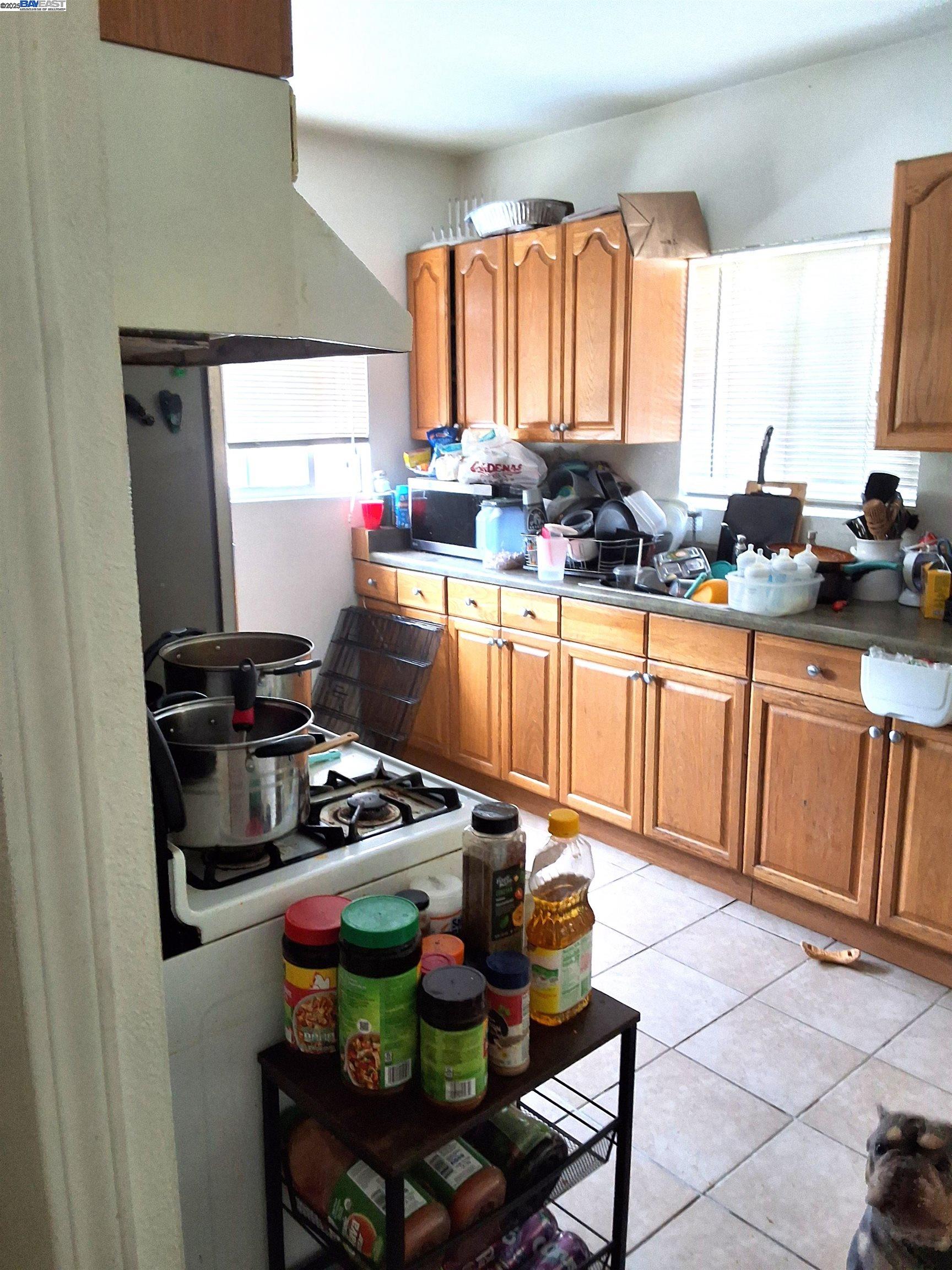 Detail Gallery Image 42 of 46 For 3020 E 19th St, Oakland,  CA 94601 - – Beds | – Baths