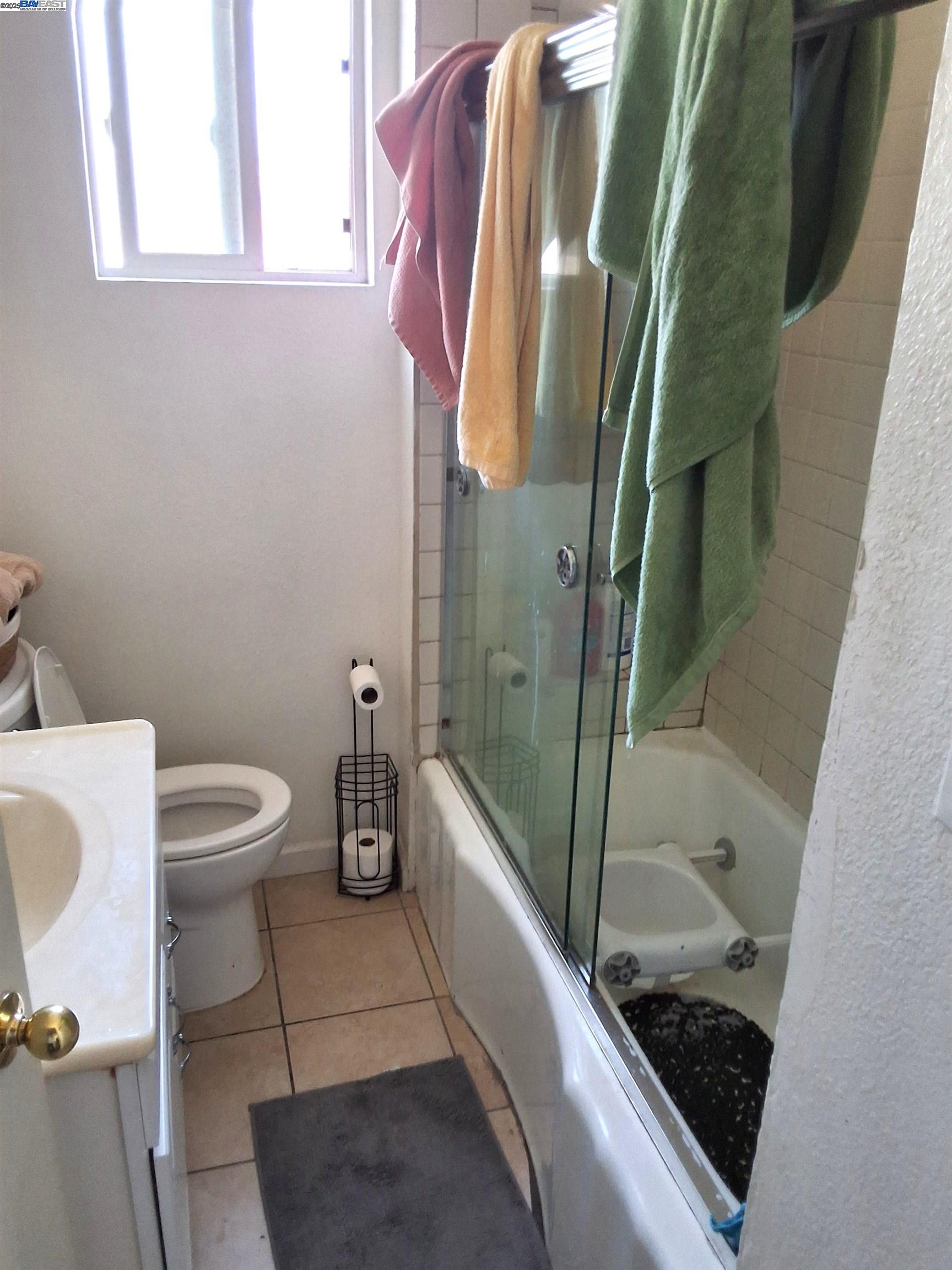 Detail Gallery Image 43 of 46 For 3020 E 19th St, Oakland,  CA 94601 - – Beds | – Baths