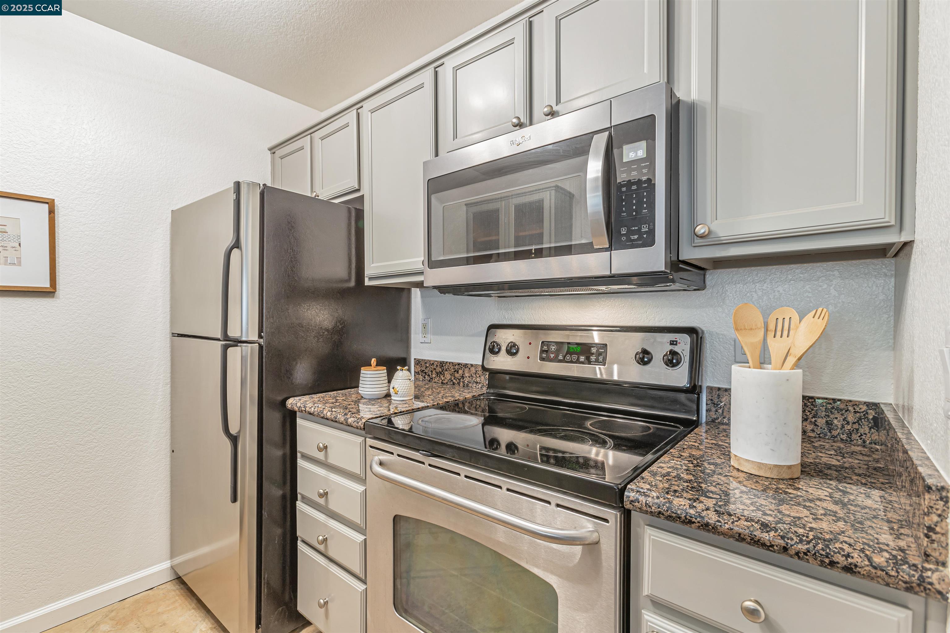 Detail Gallery Image 16 of 26 For 225 Reflections Dr #15,  San Ramon,  CA 94583 - 1 Beds | 1 Baths