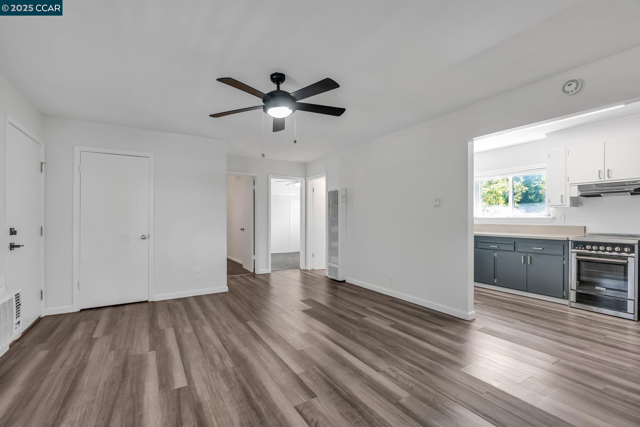 Detail Gallery Image 7 of 10 For 193 Ramona, Pittsburg,  CA 94565 - – Beds | – Baths