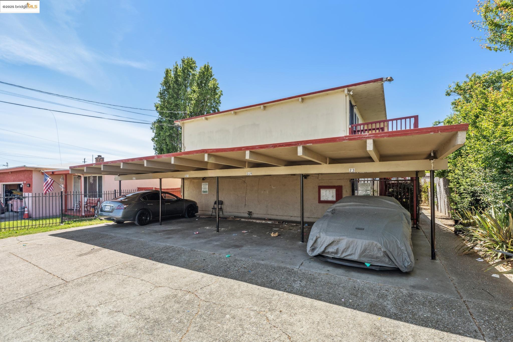 Detail Gallery Image 1 of 9 For 317 S 26th St., Richmond,  CA 94804 - – Beds | – Baths