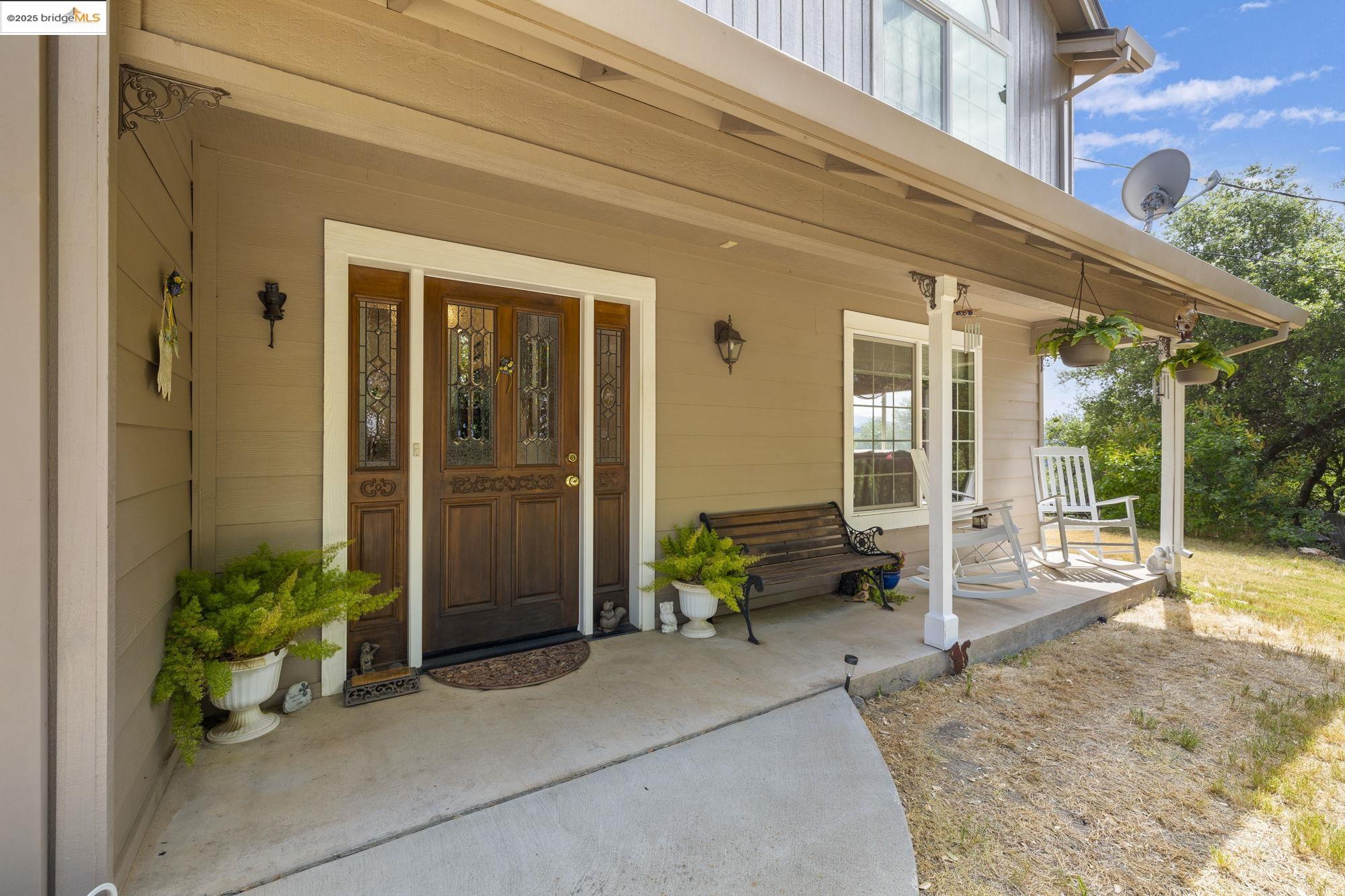 Detail Gallery Image 2 of 31 For 18450 Golden Oaks Dr, Jamestown,  CA 95327 - 3 Beds | 3/1 Baths