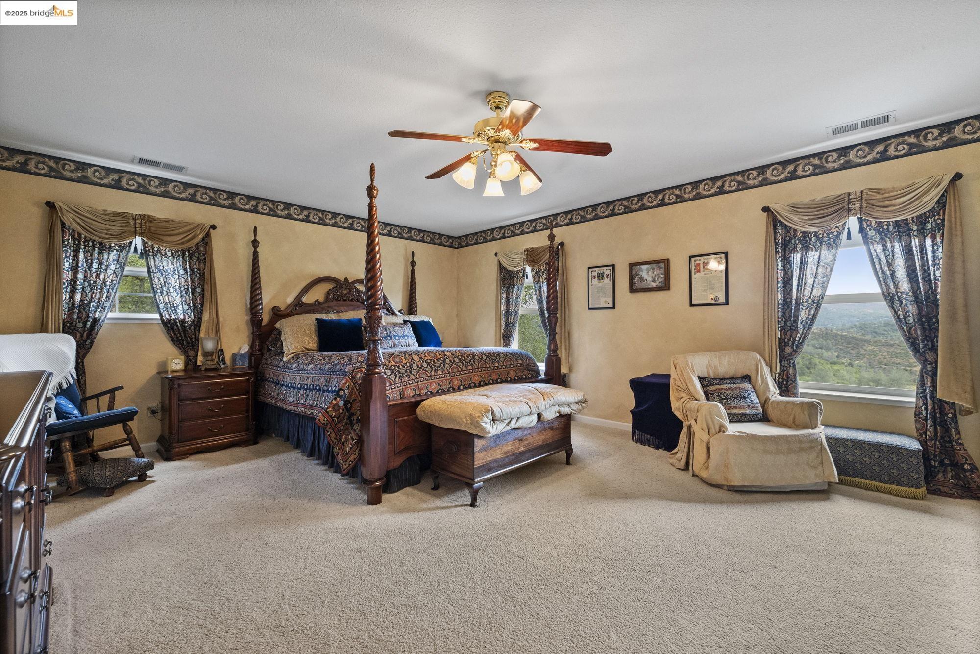 Detail Gallery Image 13 of 31 For 18450 Golden Oaks Dr, Jamestown,  CA 95327 - 3 Beds | 3/1 Baths