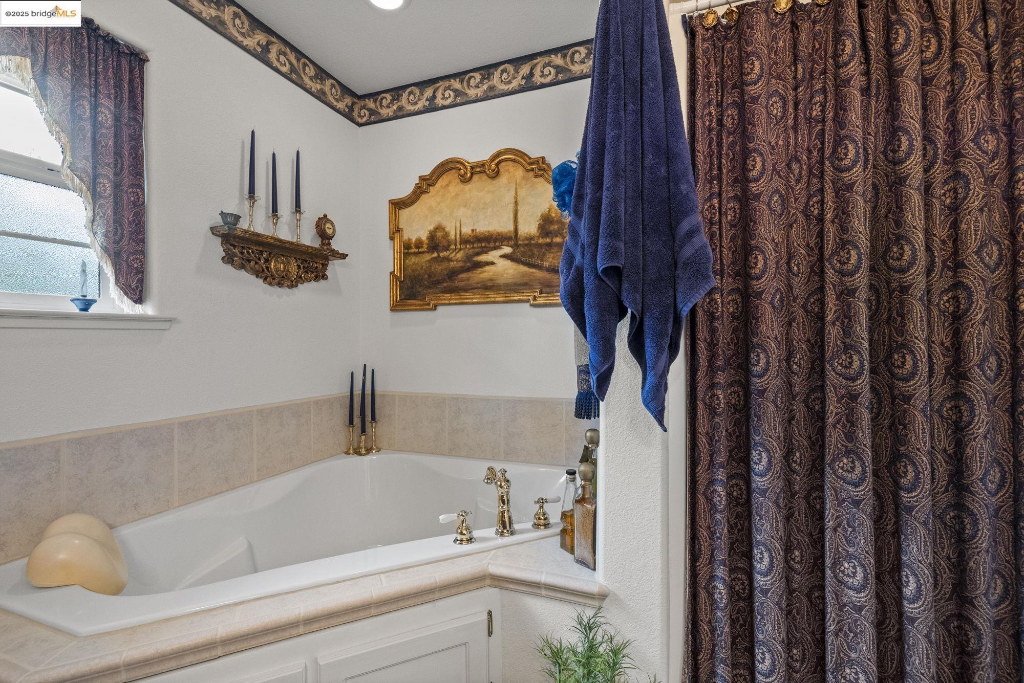Detail Gallery Image 16 of 31 For 18450 Golden Oaks Dr, Jamestown,  CA 95327 - 3 Beds | 3/1 Baths