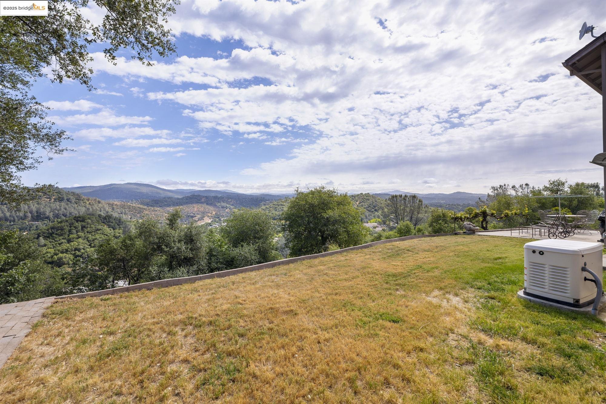 Detail Gallery Image 25 of 31 For 18450 Golden Oaks Dr, Jamestown,  CA 95327 - 3 Beds | 3/1 Baths