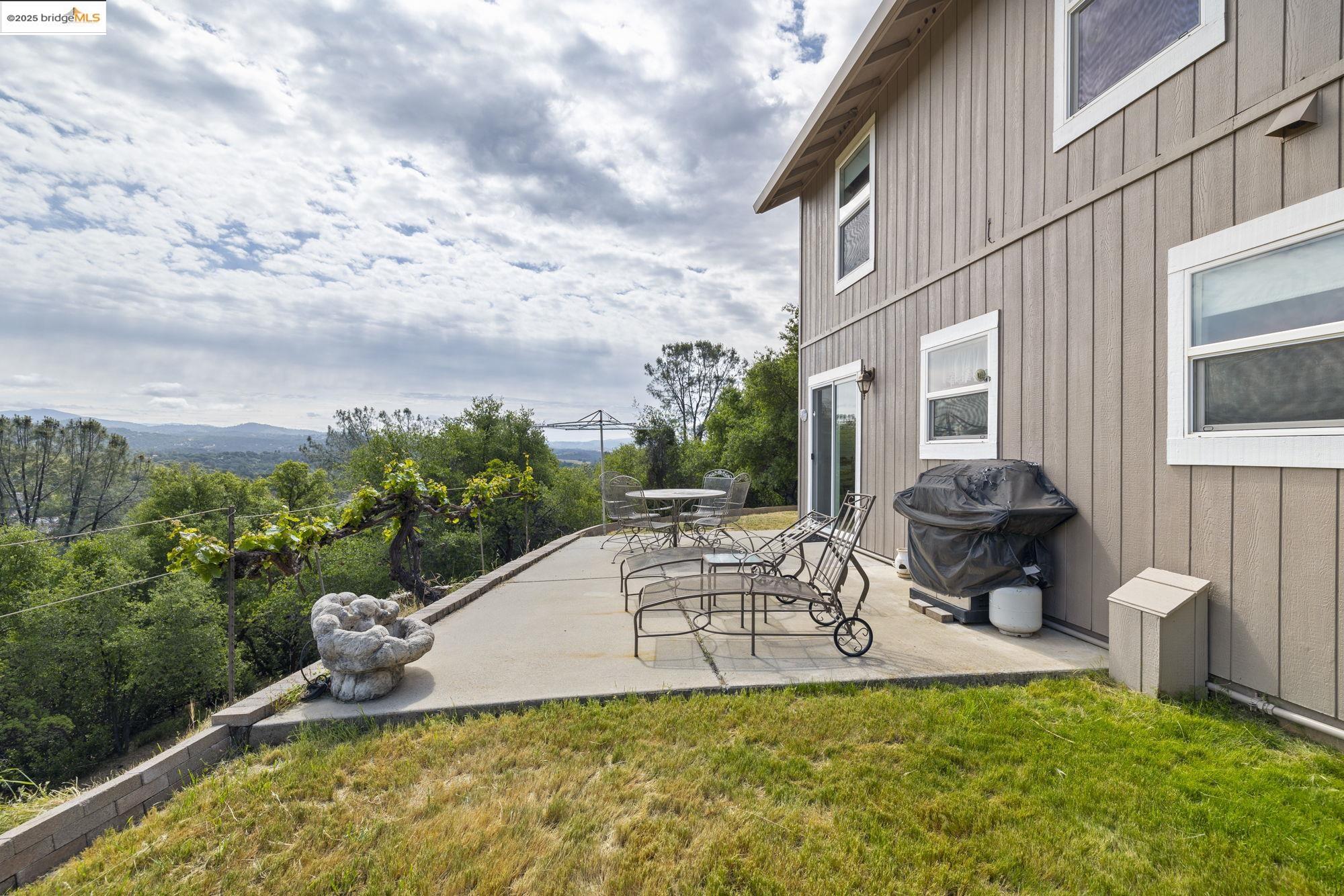 Detail Gallery Image 26 of 31 For 18450 Golden Oaks Dr, Jamestown,  CA 95327 - 3 Beds | 3/1 Baths