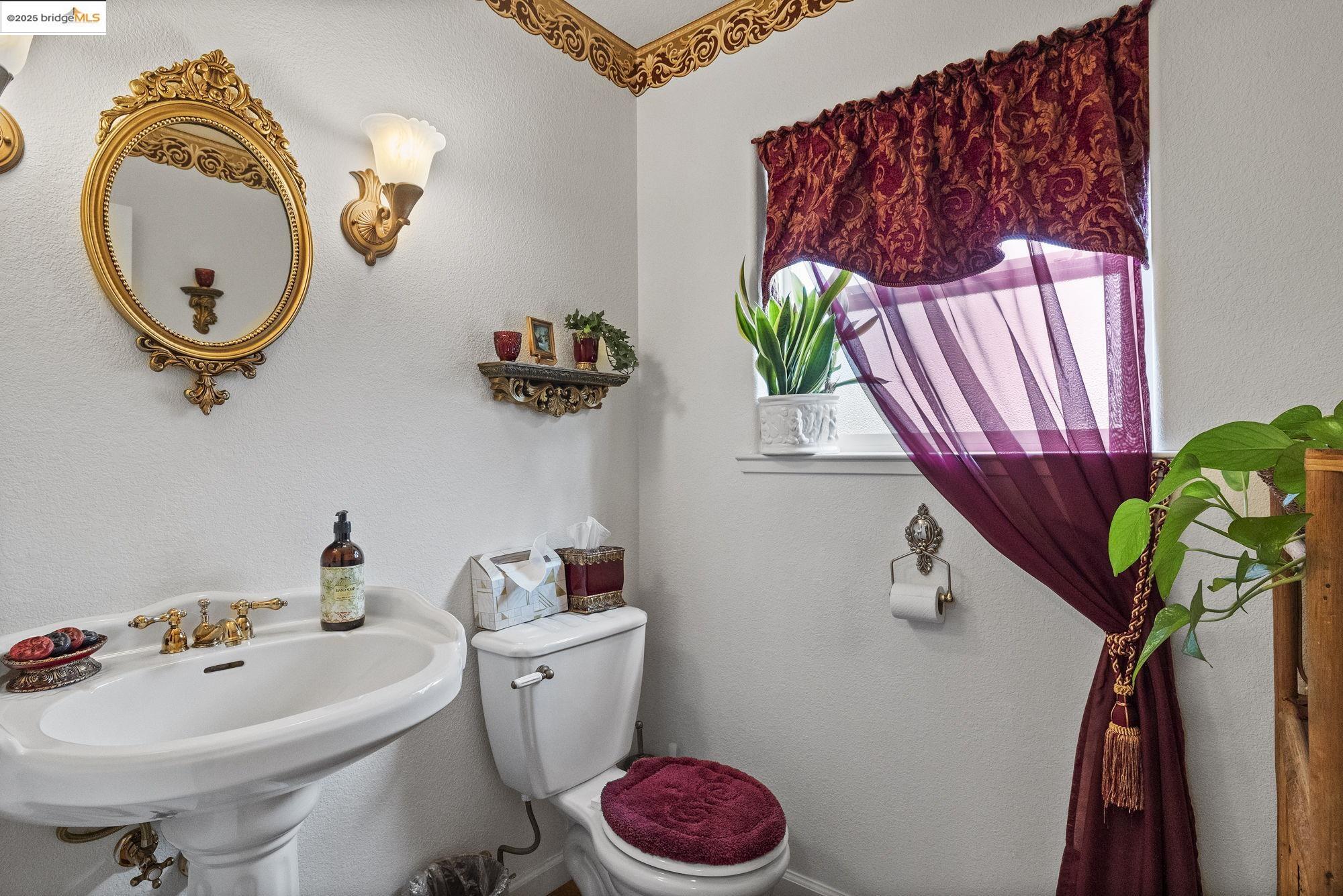 Detail Gallery Image 10 of 31 For 18450 Golden Oaks Dr, Jamestown,  CA 95327 - 3 Beds | 3/1 Baths
