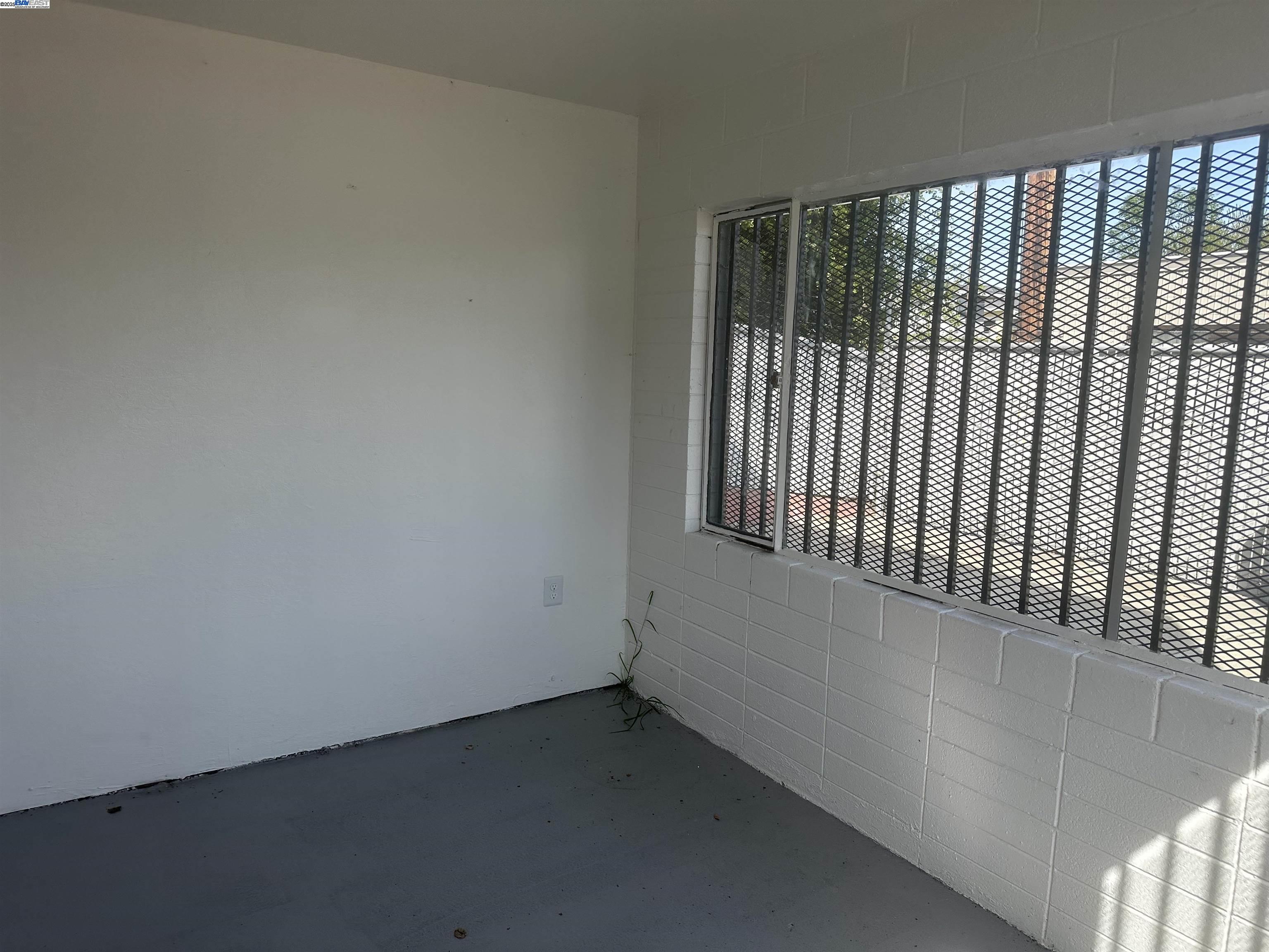 Detail Gallery Image 11 of 15 For 4401 Market Street, Oakland,  CA 94619-3423 - – Beds | – Baths