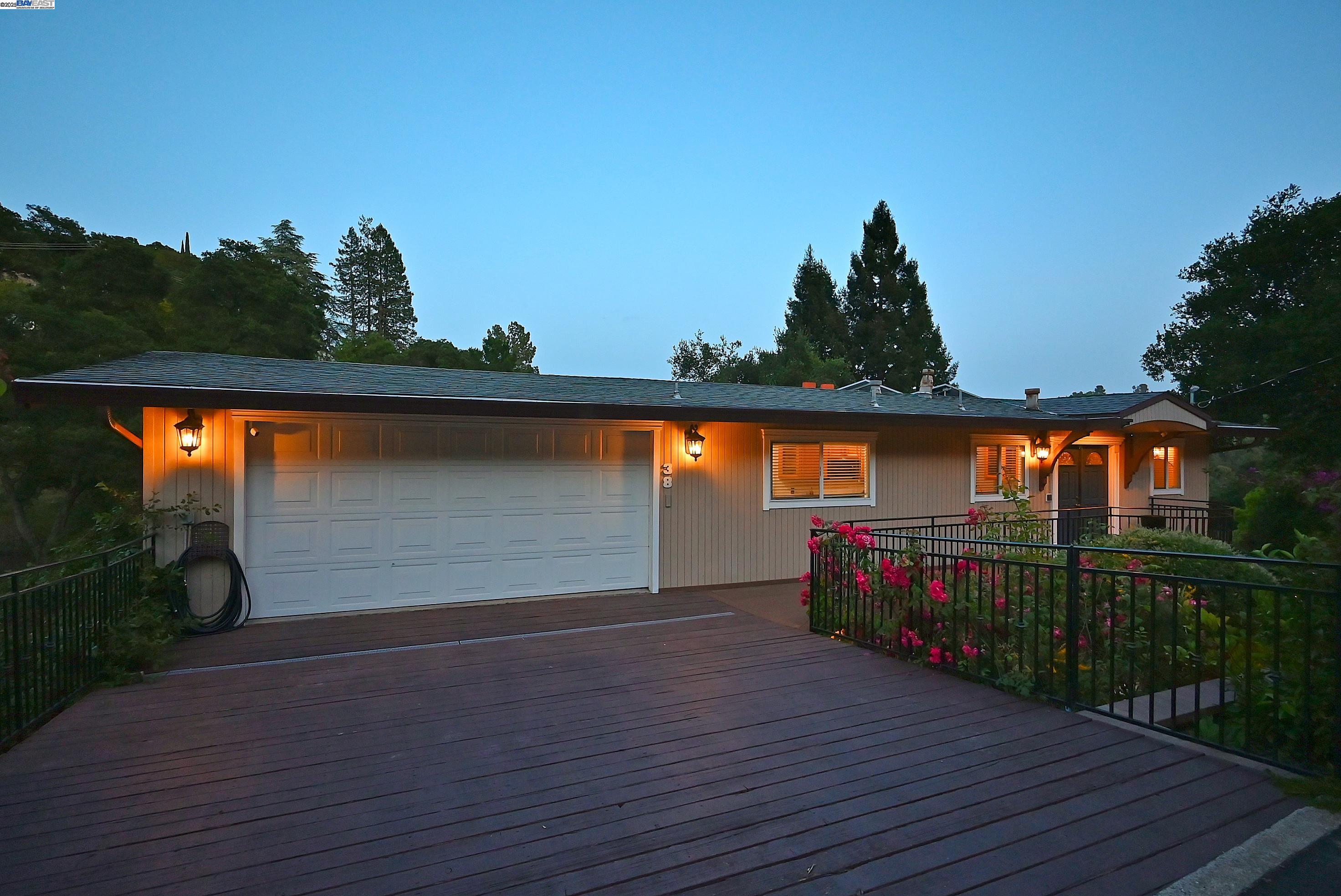 38 Saint Stephens Dr., Orinda, CA 94563